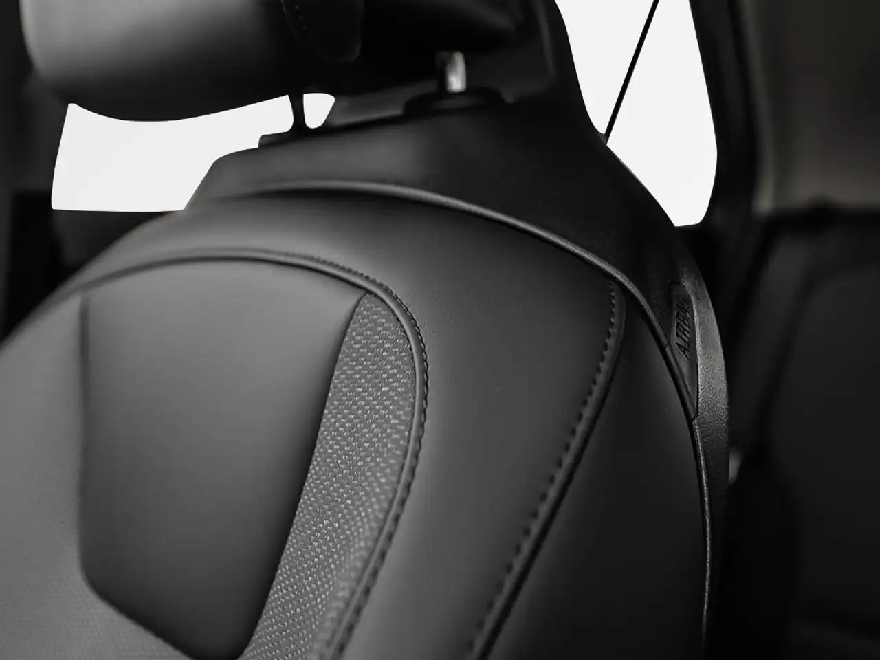 Kia Niro снимка Kia Niro