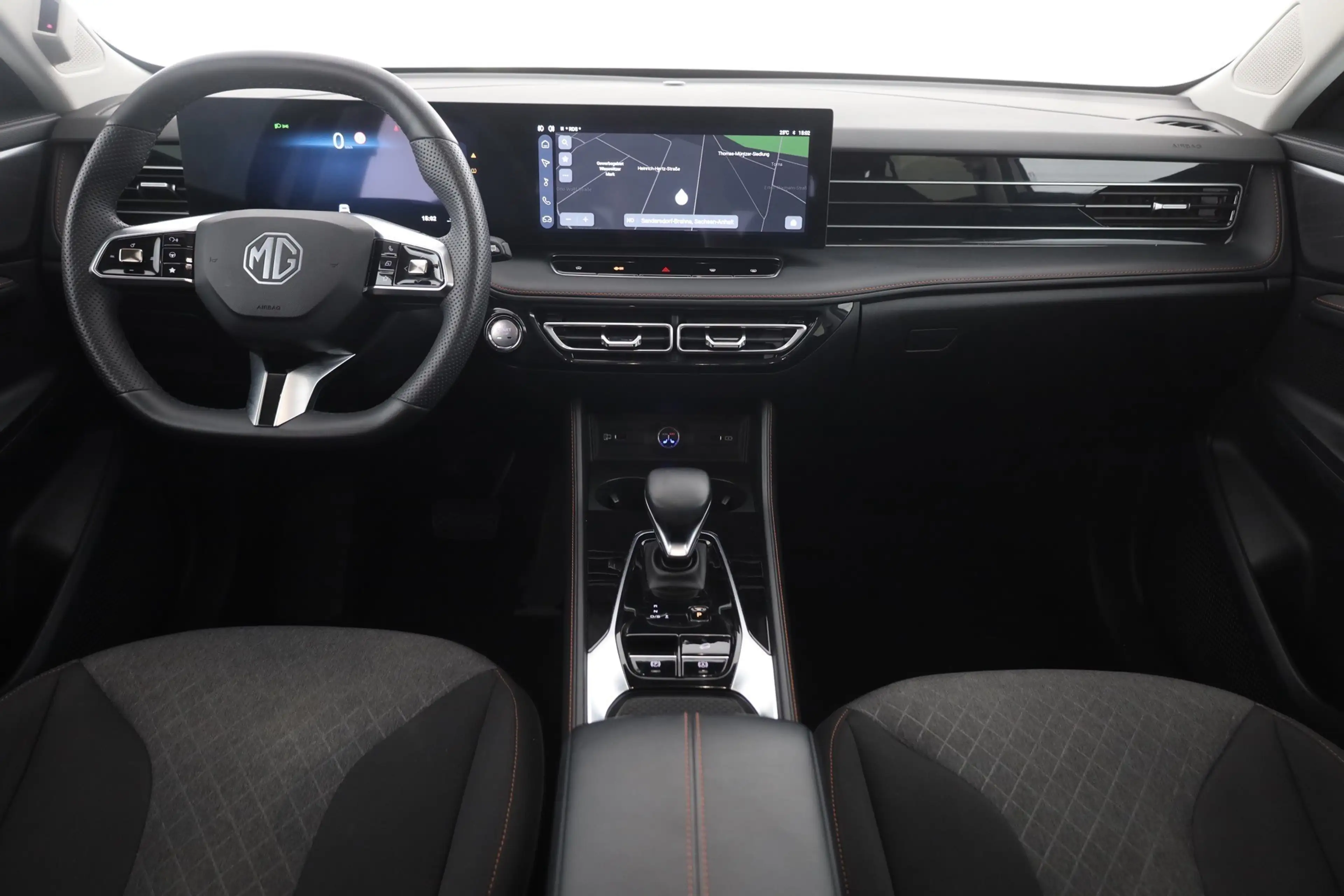 MG HS 1.5 T-GDI Hybrid+ Luxury Aut. LED ACC 306° — photo 9