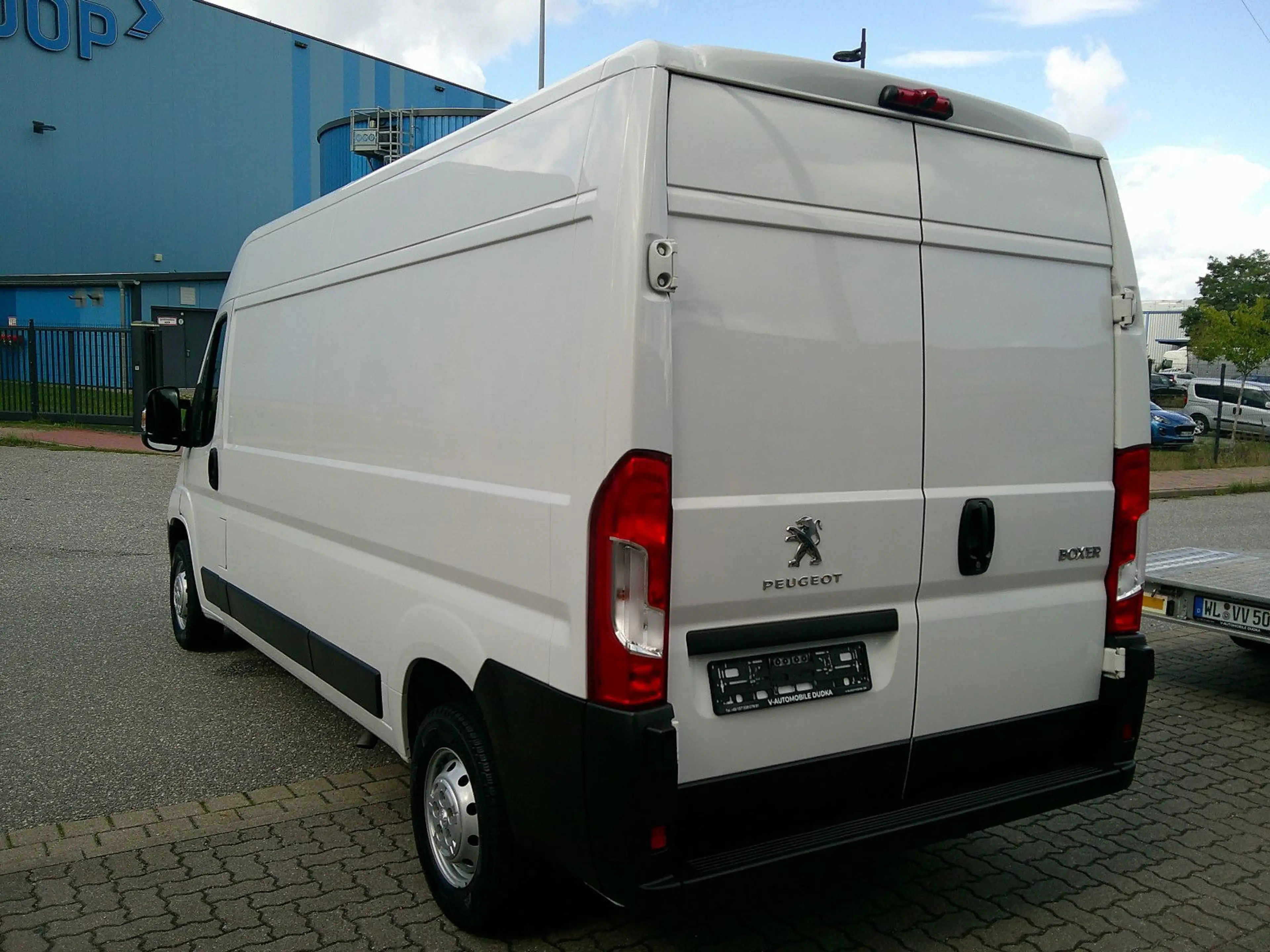 Peugeot Boxer Kasten Hochraum 335 L3H2 Pro BlueHDi 140 S — photo 7