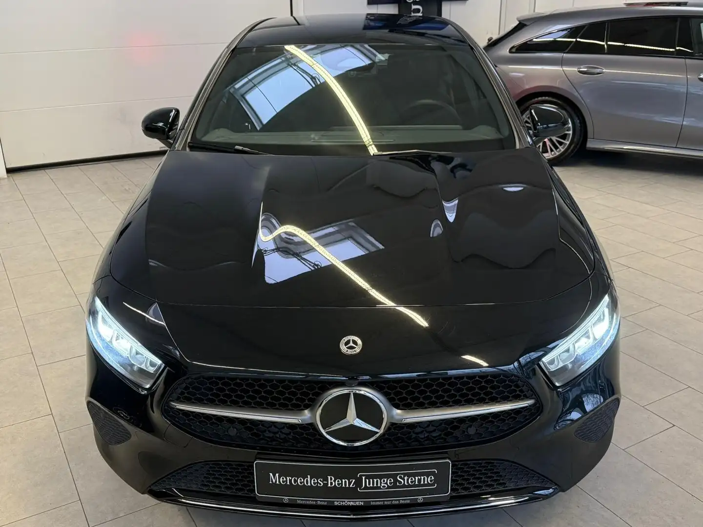 Mercedes-Benz A 180 PROGRESSIVE ADV. VOLLDIGI+CARPLAY+VZ-ASSI Schwarz - 2