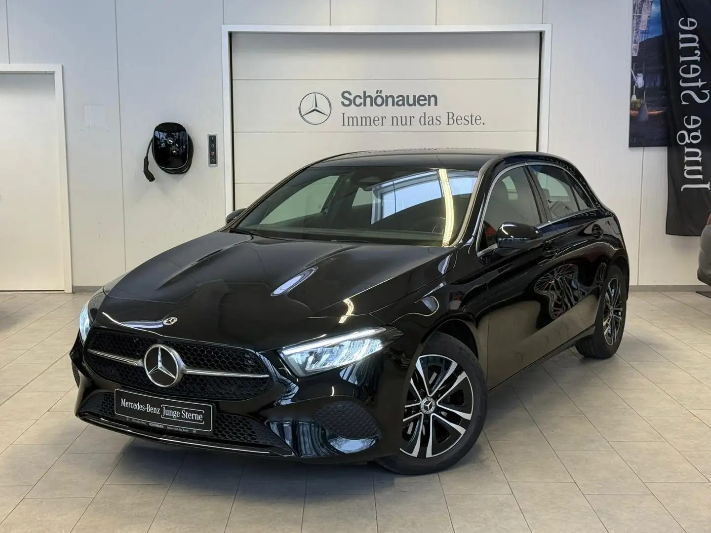 Mercedes-Benz A 180 PROGRESSIVE ADV. VOLLDIGI+CARPLAY+VZ-ASSI Schwarz - 1