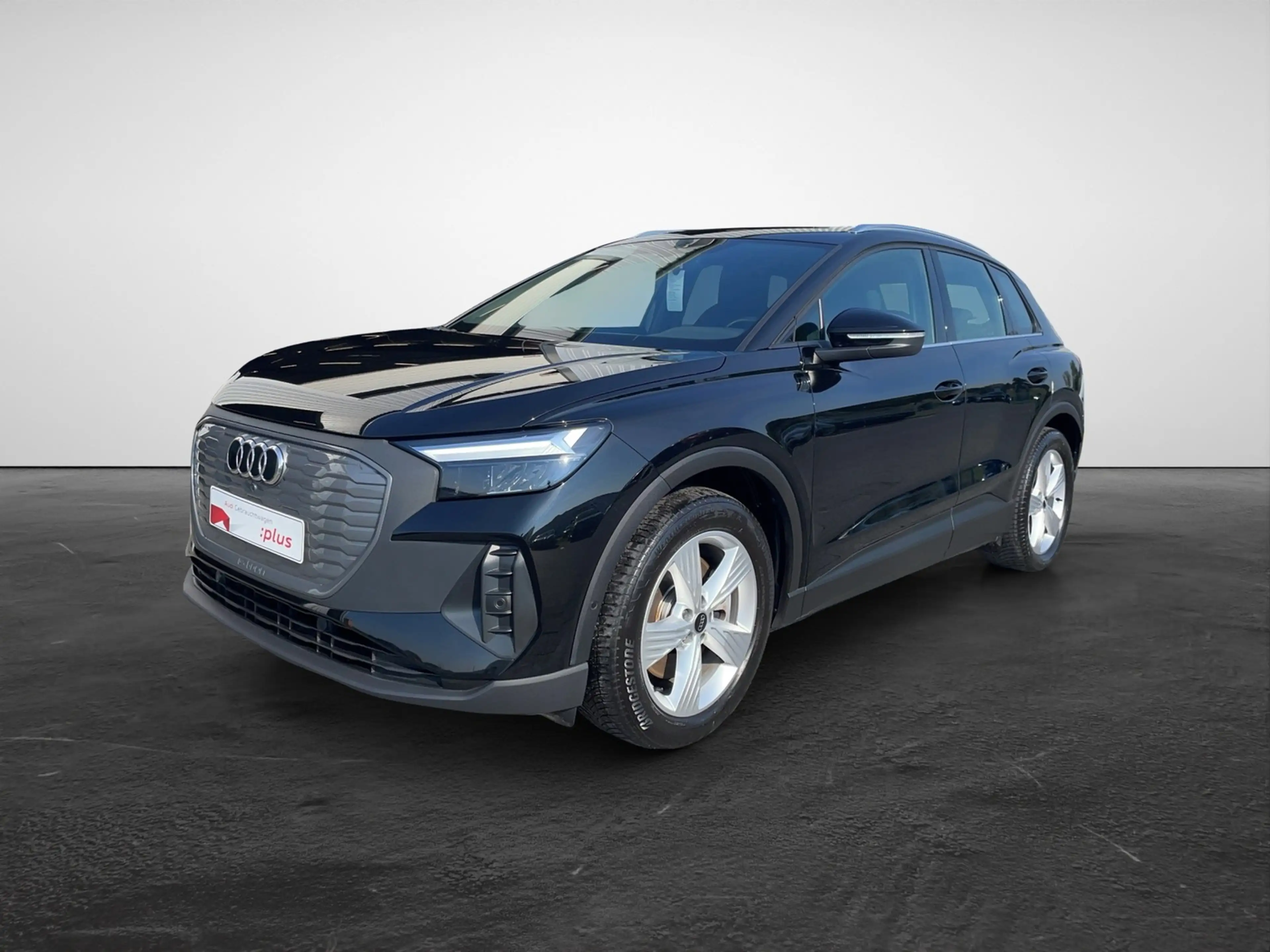 Audi e-tron — photo 2