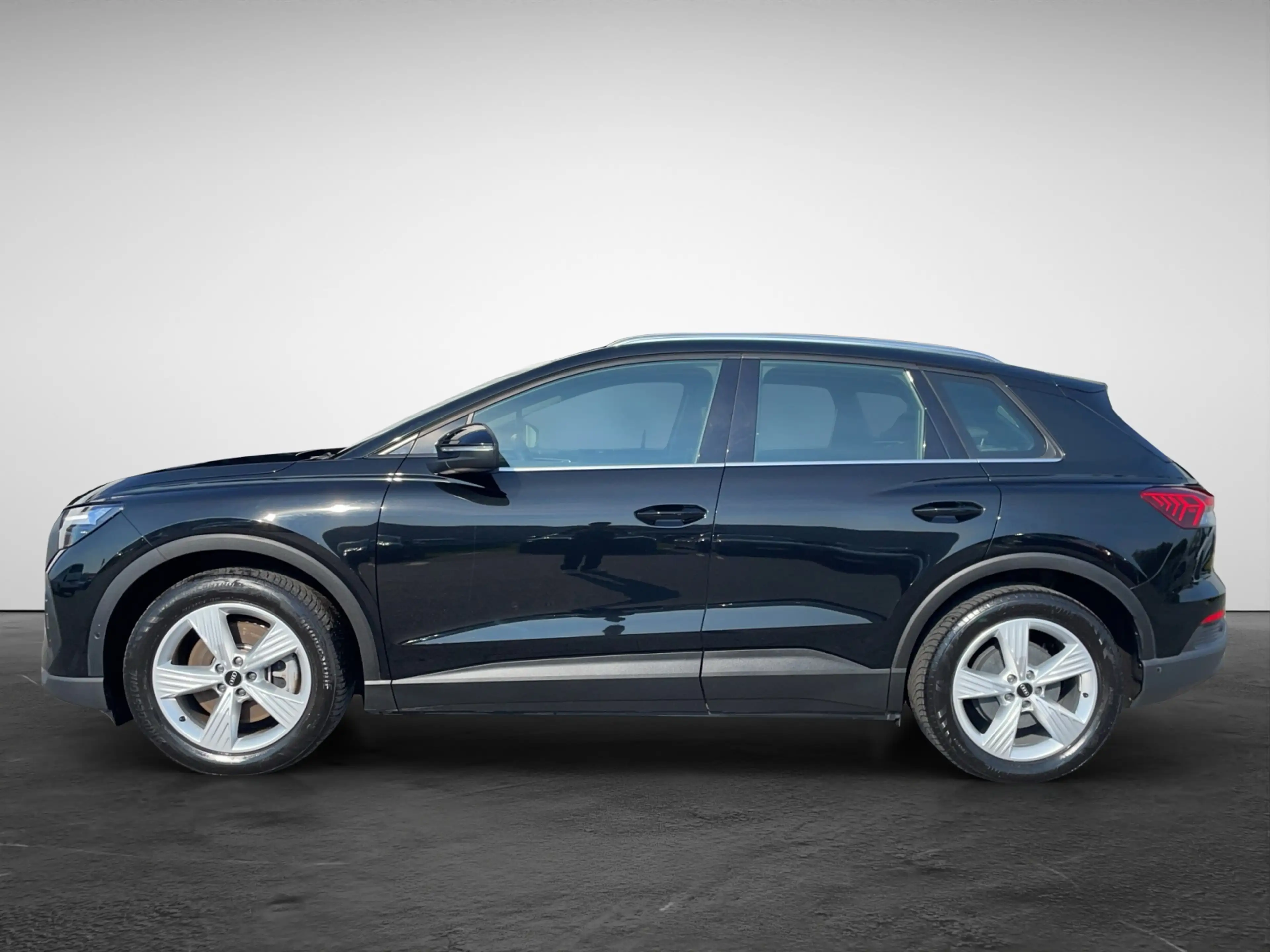 Audi e-tron — photo 3