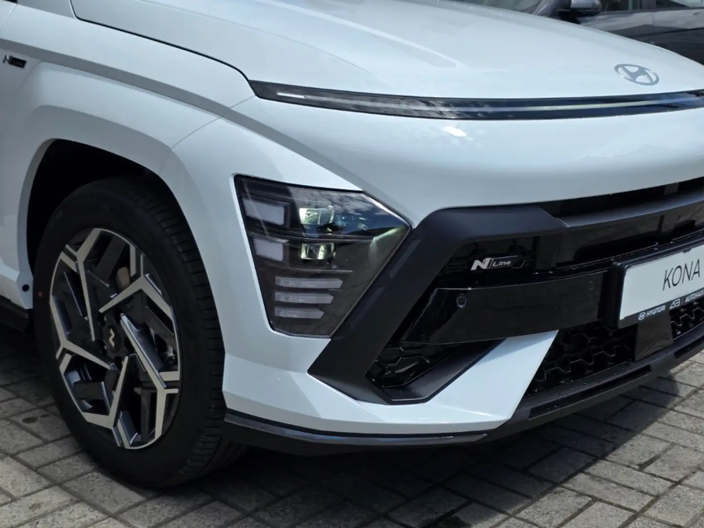 Hyundai KONA 1.6 T-GDI 7-DCT N LINE, Navi, Kamera, CarPlay, PDC Weiß - 2