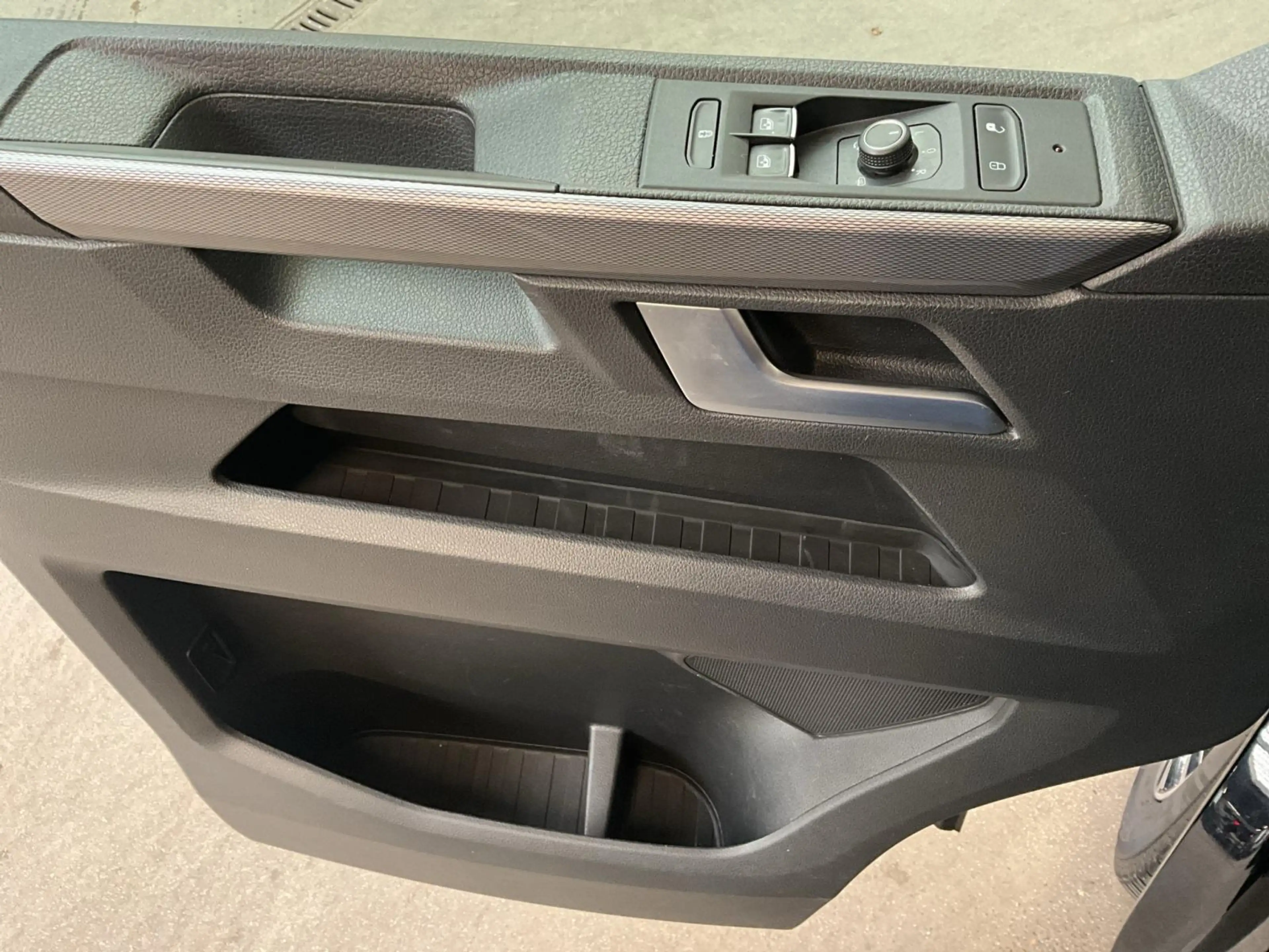 Volkswagen T6.1 Multivan Highline+DSG+4M+Navi+7Sitze+Side-Ass. — photo 14