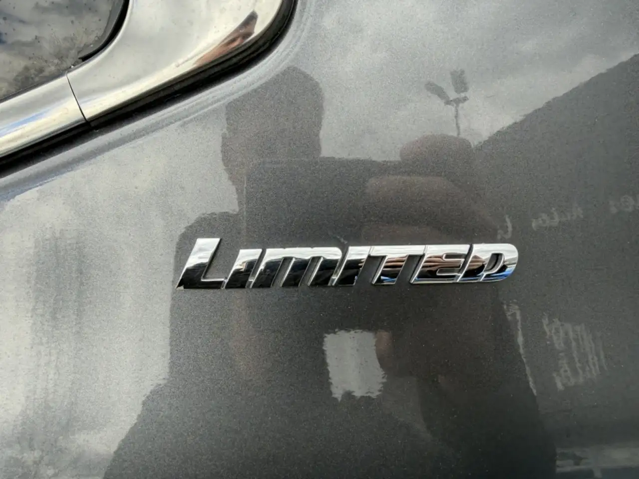 Toyota Tundra снимка Toyota Tundra