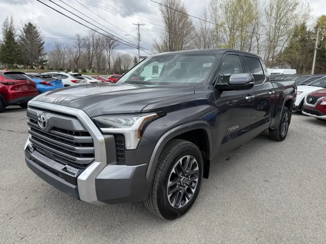Toyota Tundra снимка Toyota Tundra
