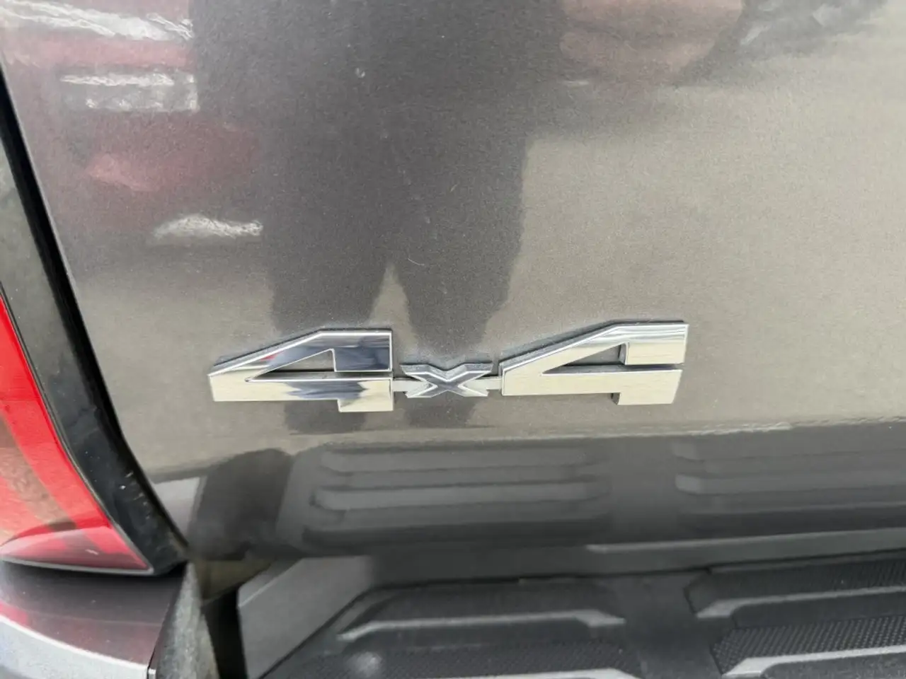 Toyota Tundra снимка Toyota Tundra