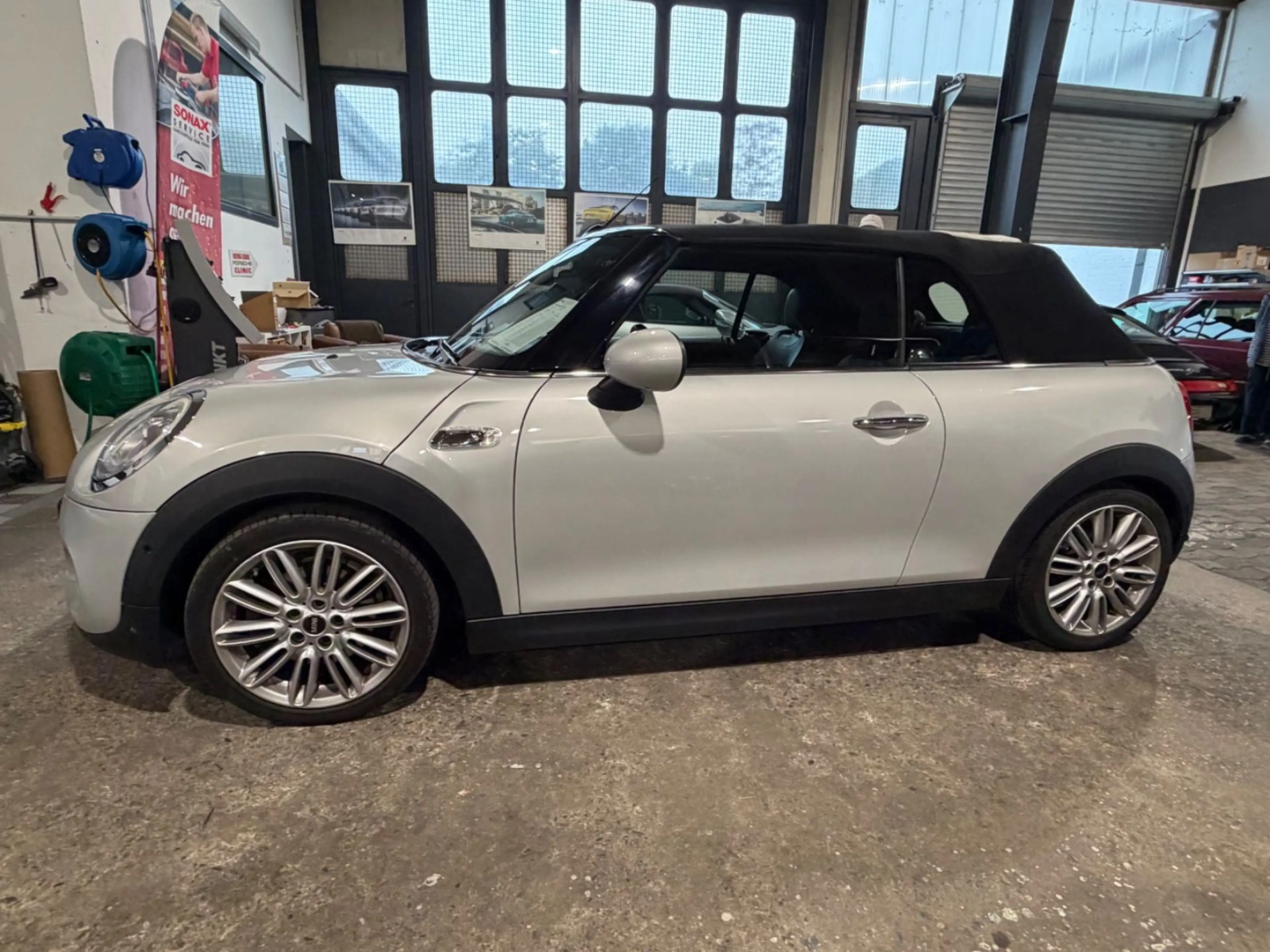 MINI Cooper S Cabrio — photo 2