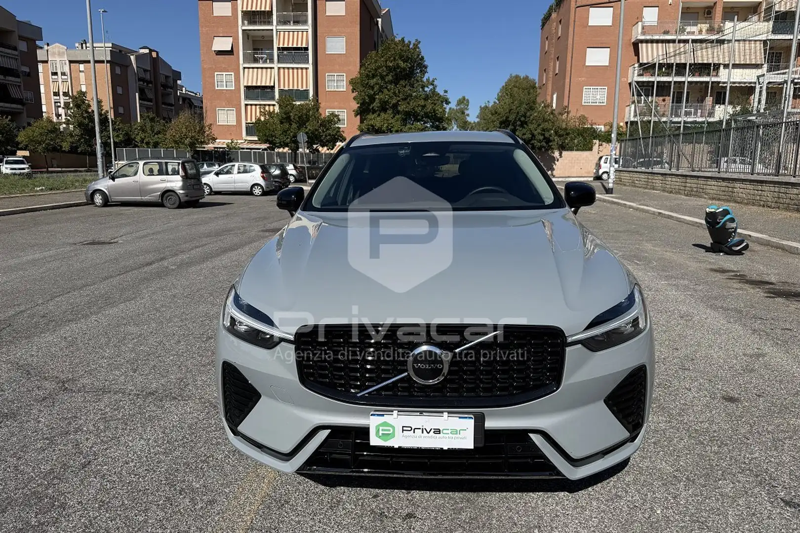Volvo XC60 XC60 B4 (d) automatico Plus Dark Argent - 2