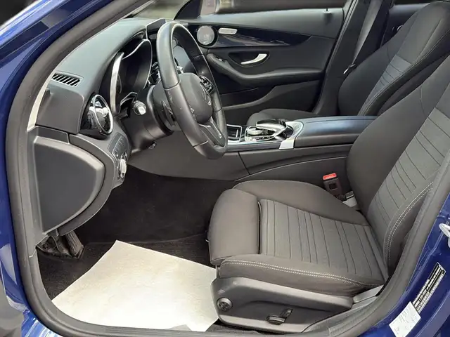 Mercedes-Benz C-Class view 14