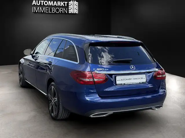 Mercedes-Benz C-Class view 10