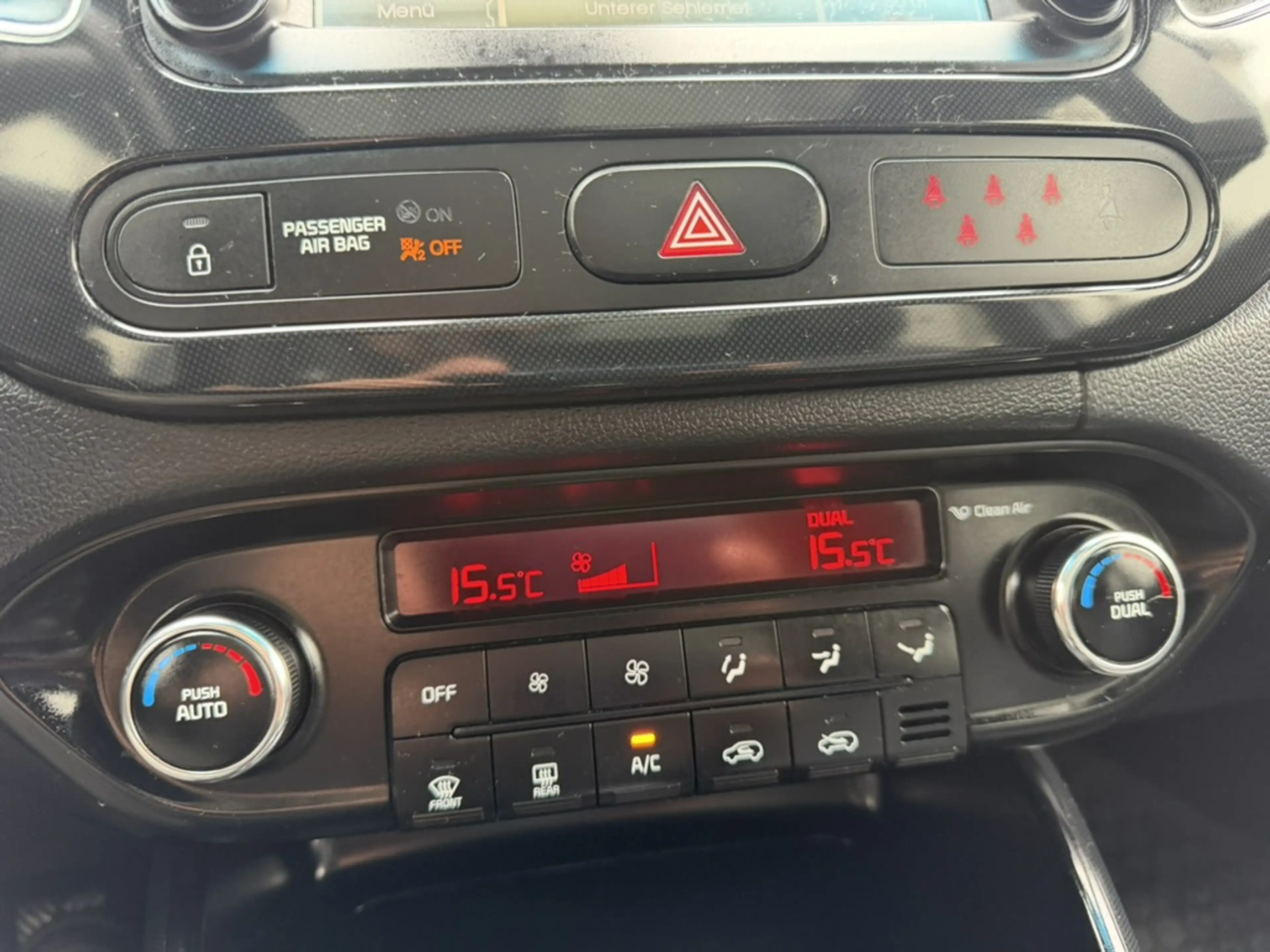 Kia Carens Spirit - Kia Carens Spirit 1.7 CRDI - 7 Sitzer -Scheckheftgepflegt - 8- fach Bereift — photo 10