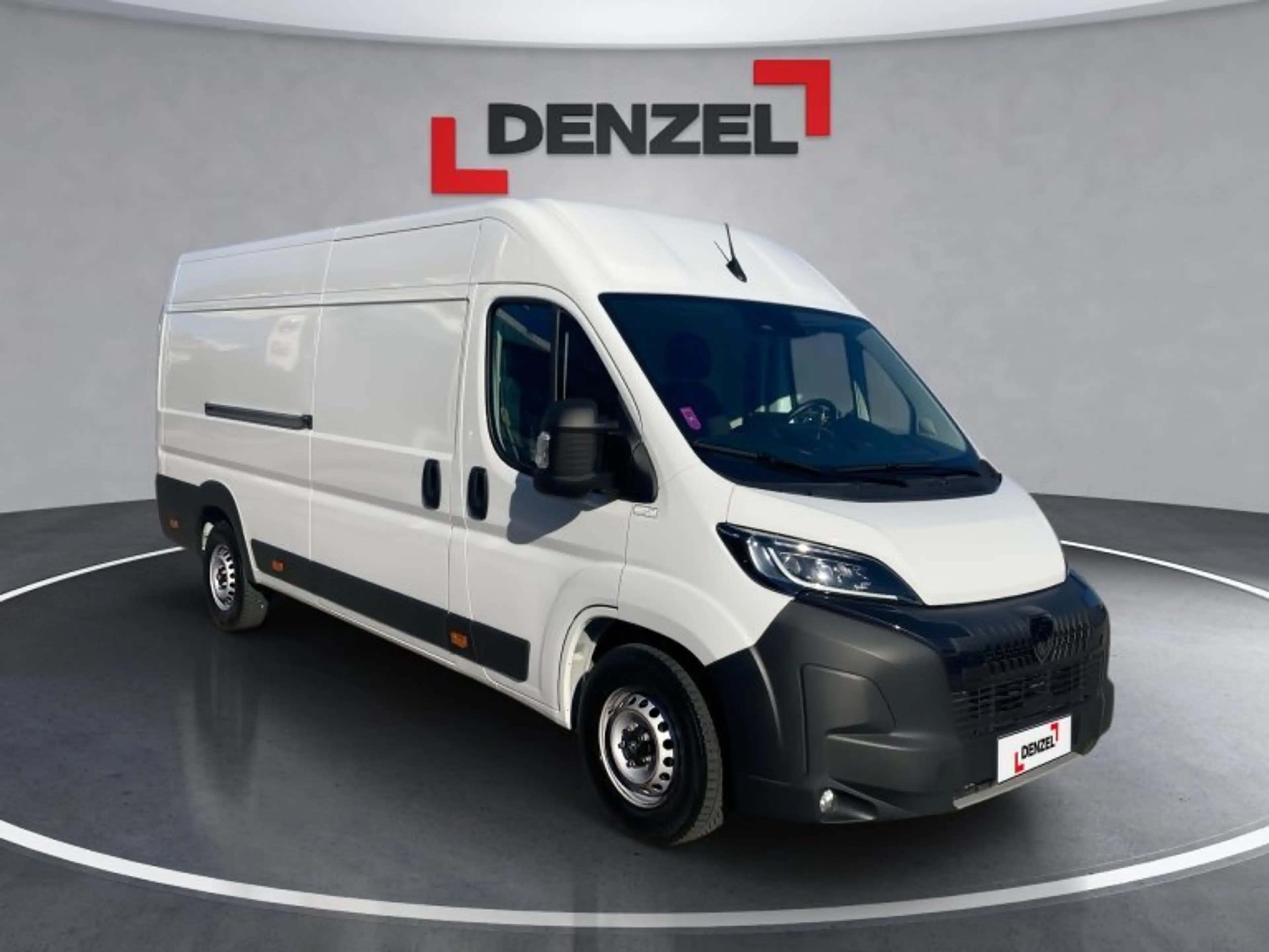 Peugeot Boxer 35+ L4H2 BlueHDi 140 S&S — photo 6