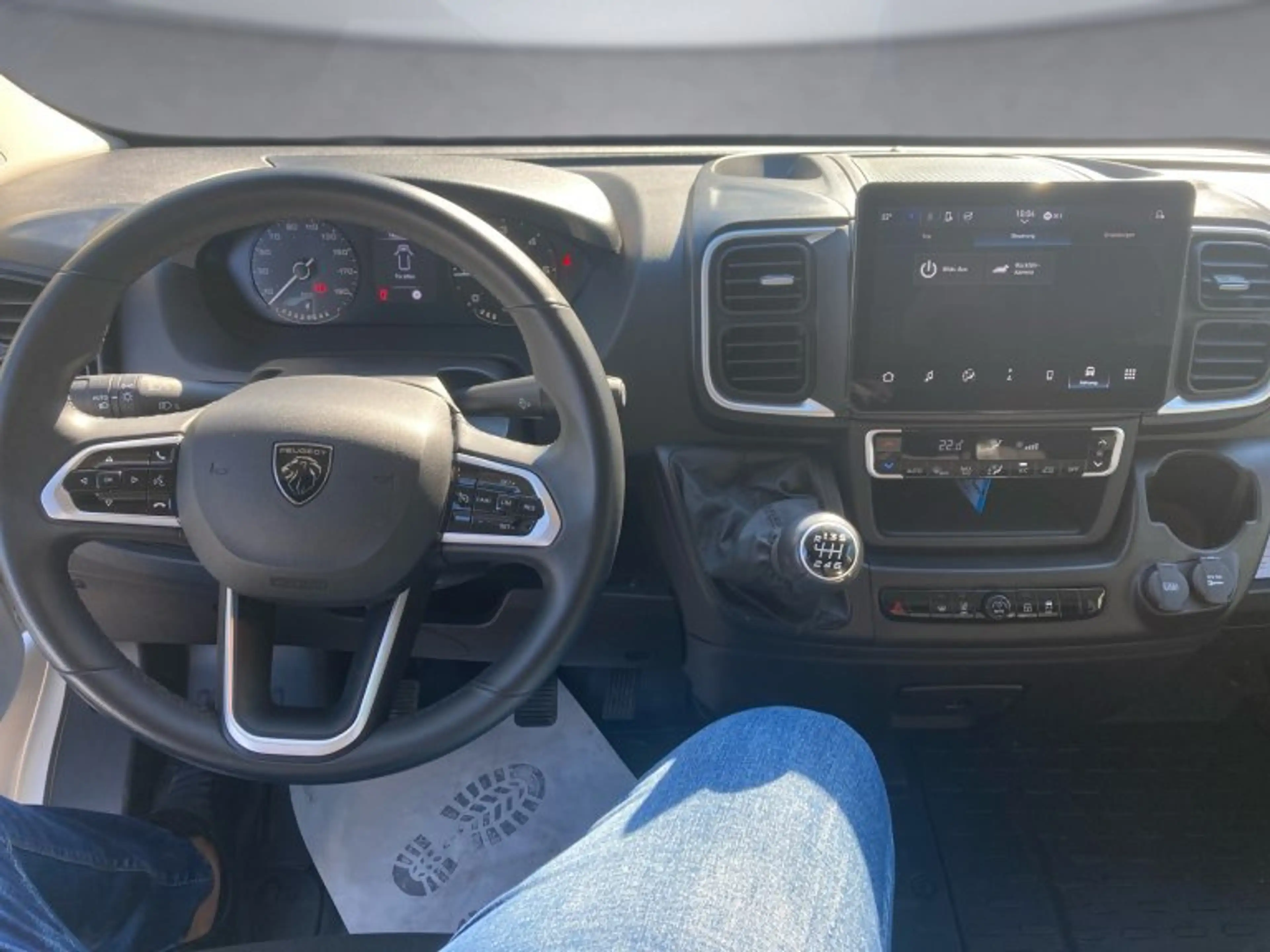 Peugeot Boxer 35+ L4H2 BlueHDi 140 S&S — photo 9