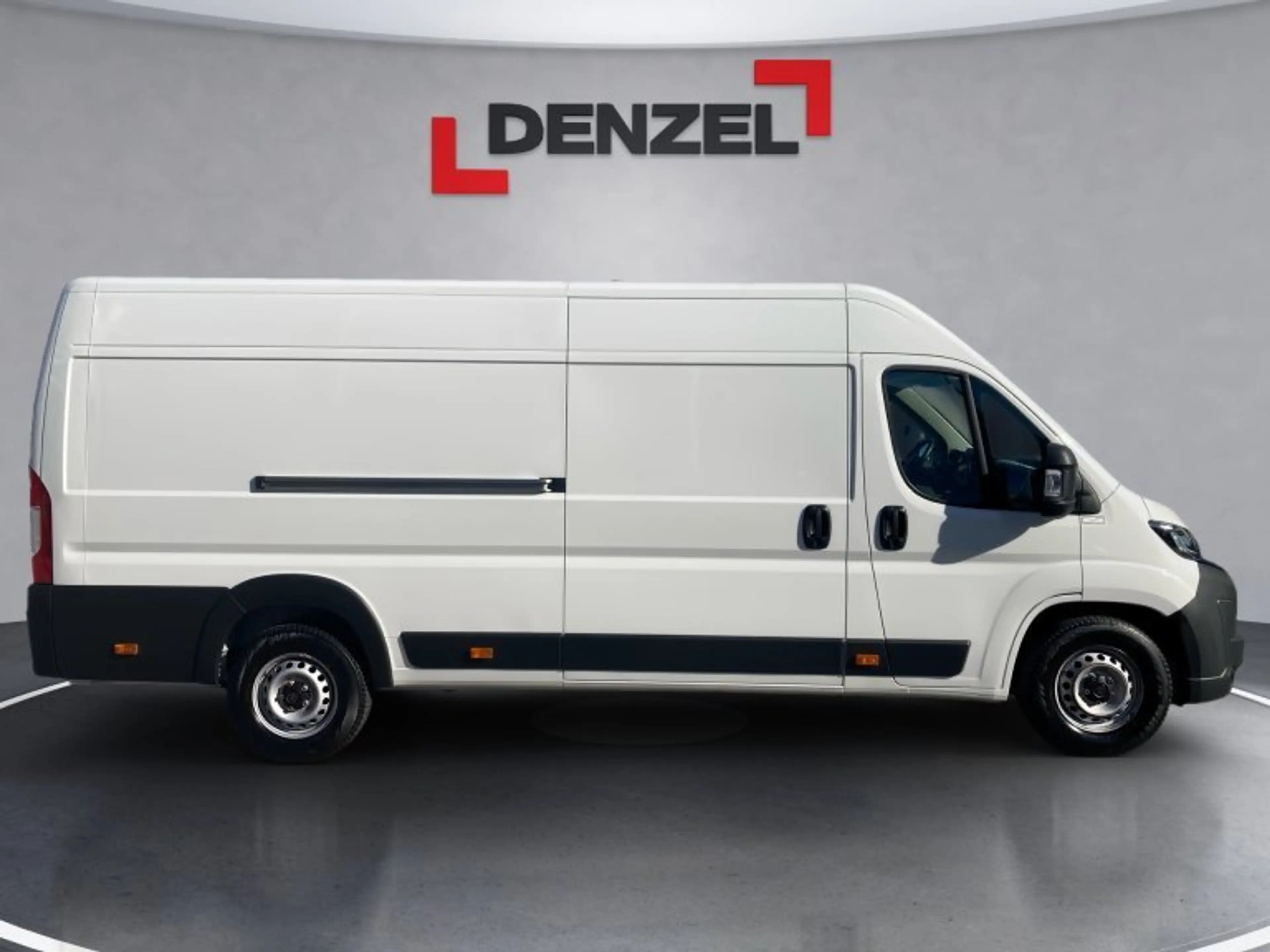 Peugeot Boxer 35+ L4H2 BlueHDi 140 S&S — photo 5