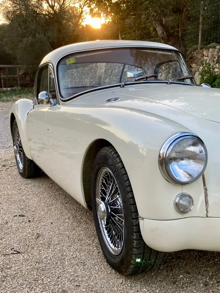 MG MGA COUPÉ, foto 4