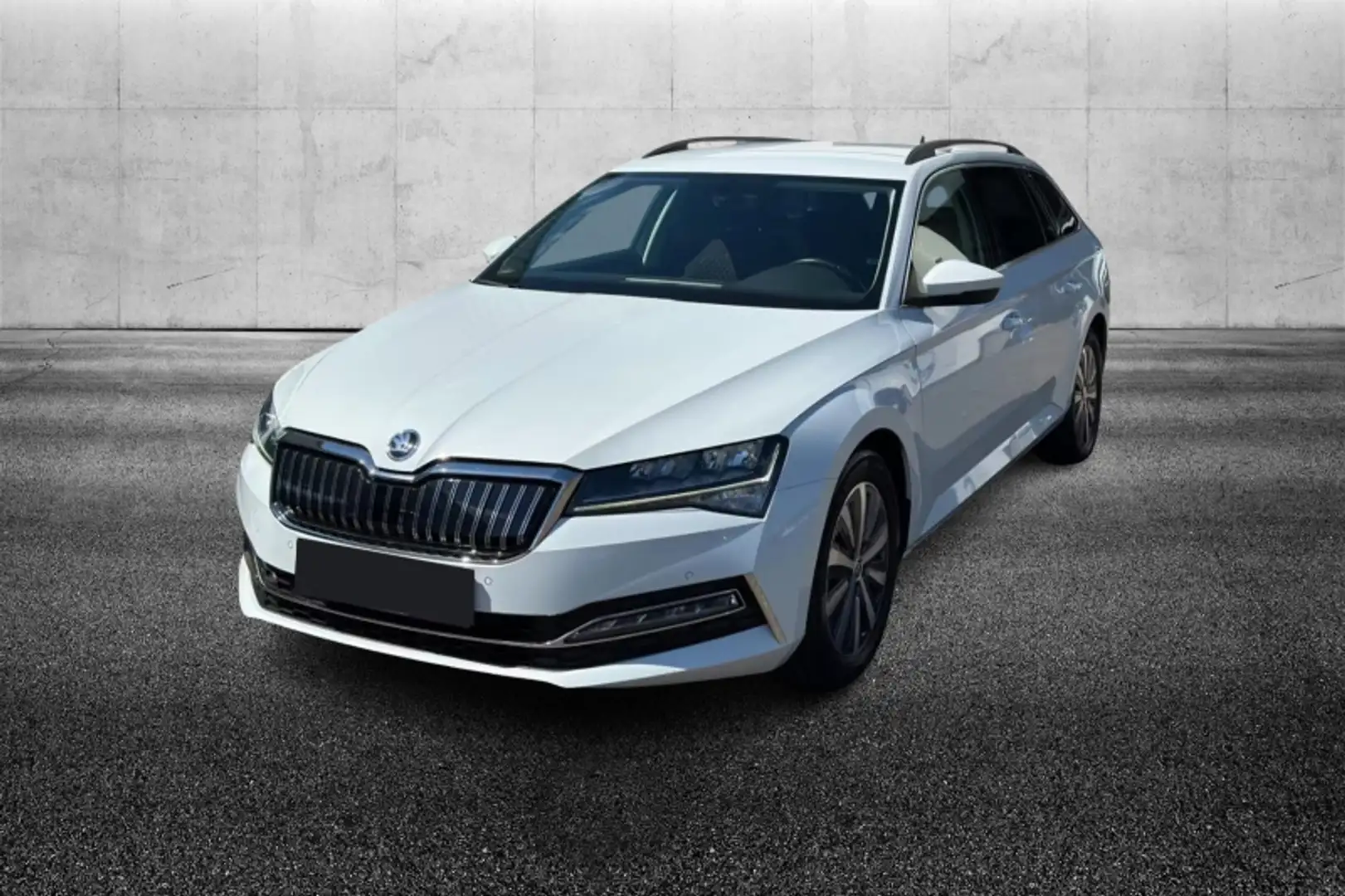 Skoda Superb 1.4 TSI Plug-In Hybrid DSG Wagon Executive Bianco - 1