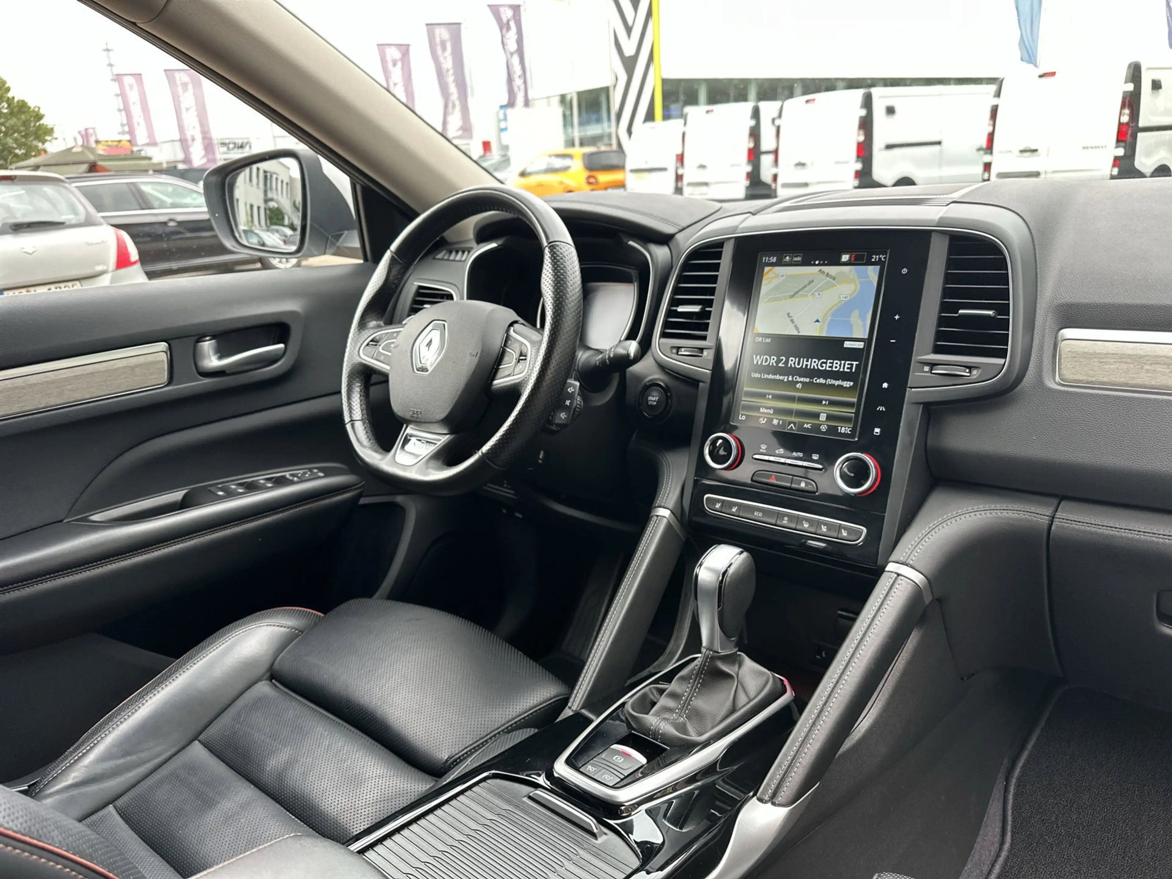 Renault Koleos Initiale Paris 4WD 2.0 BLUE dCi 185 FAP — photo 9