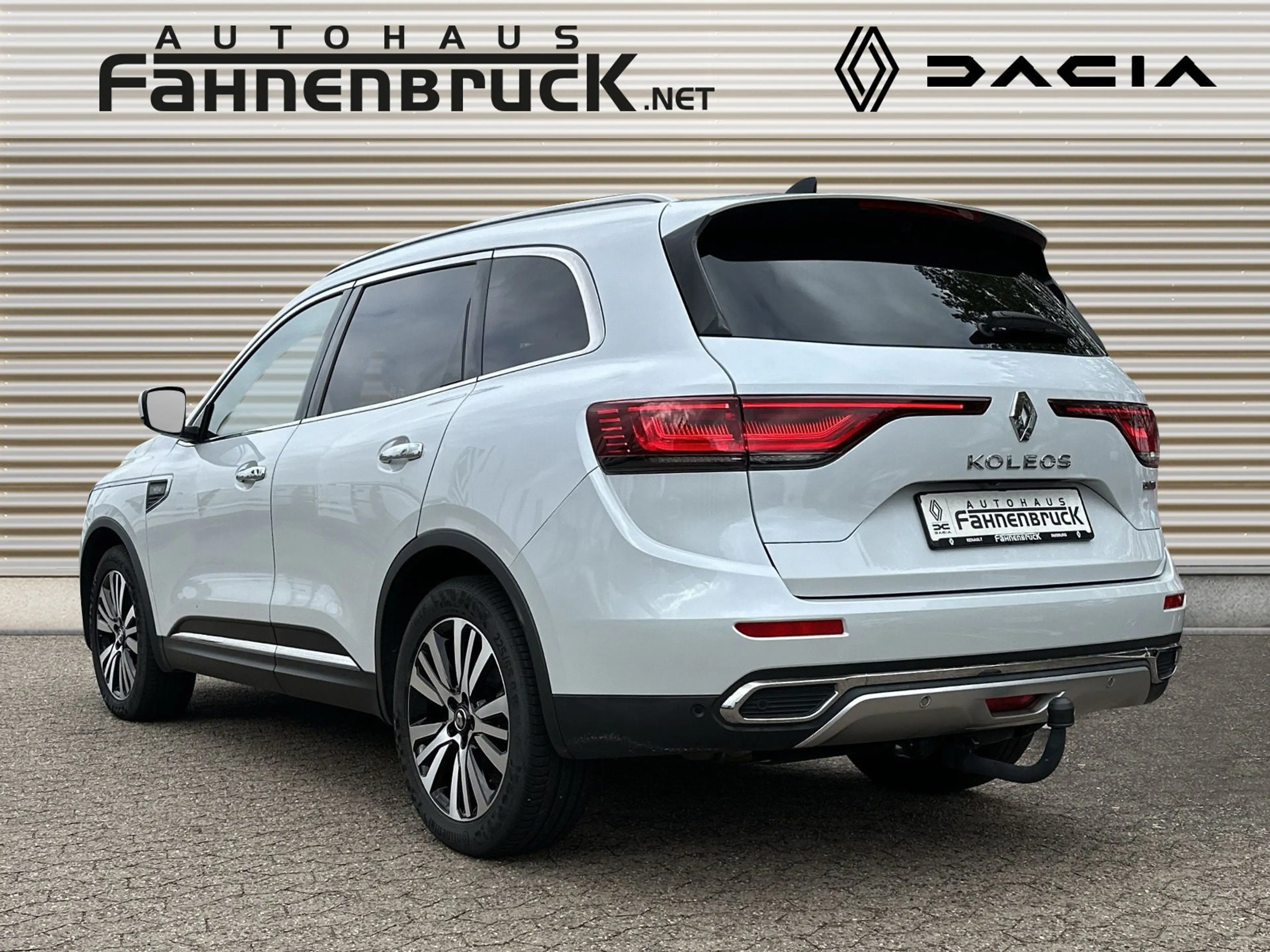 Renault Koleos Initiale Paris 4WD 2.0 BLUE dCi 185 FAP — photo 3