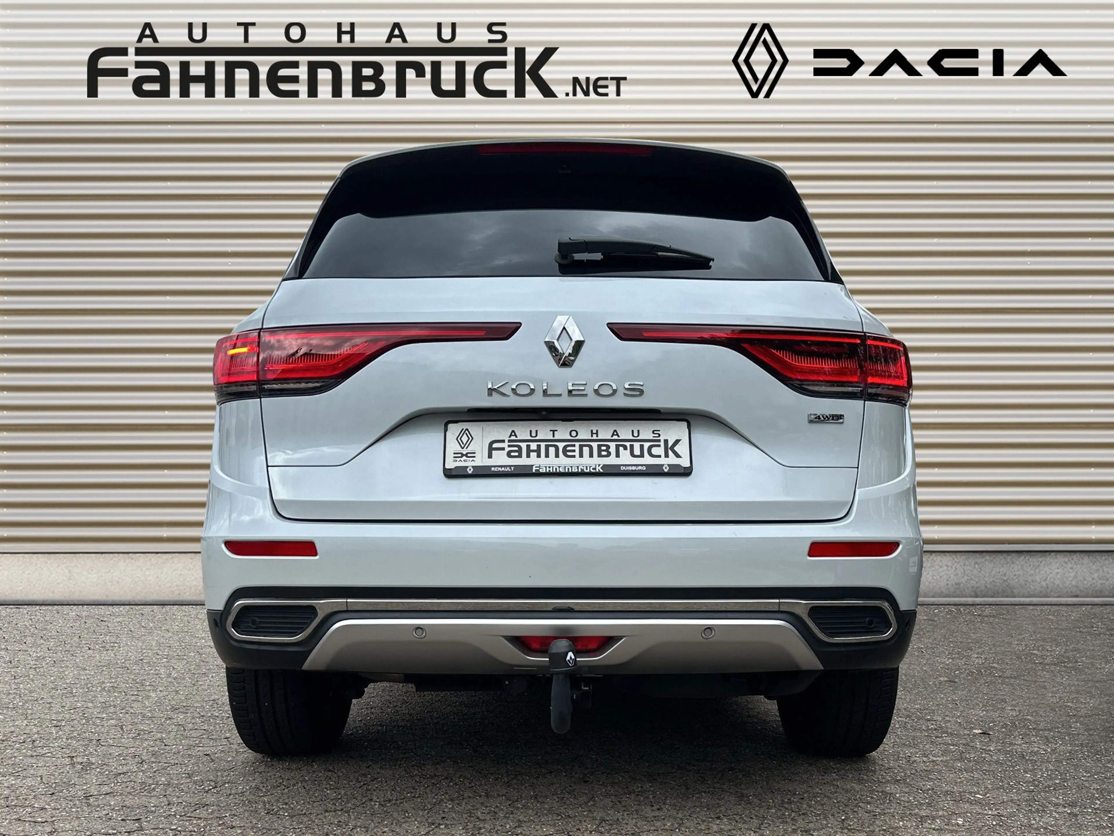 Renault Koleos Initiale Paris 4WD 2.0 BLUE dCi 185 FAP — photo 4
