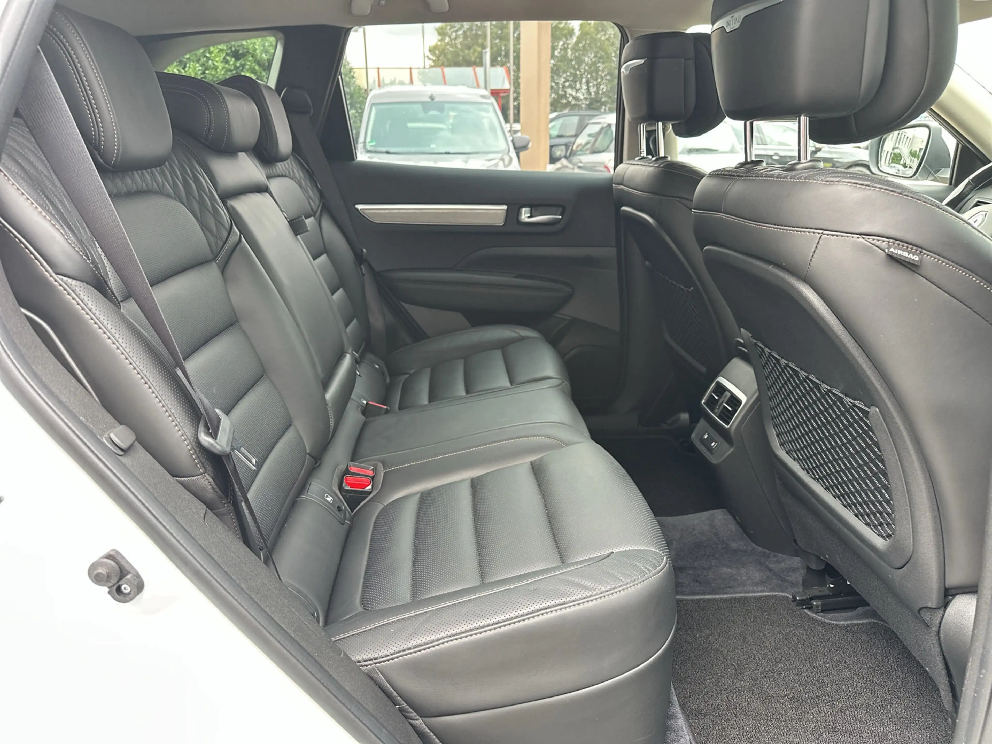 Renault Koleos Initiale Paris 4WD 2.0 BLUE dCi 185 FAP — photo 12