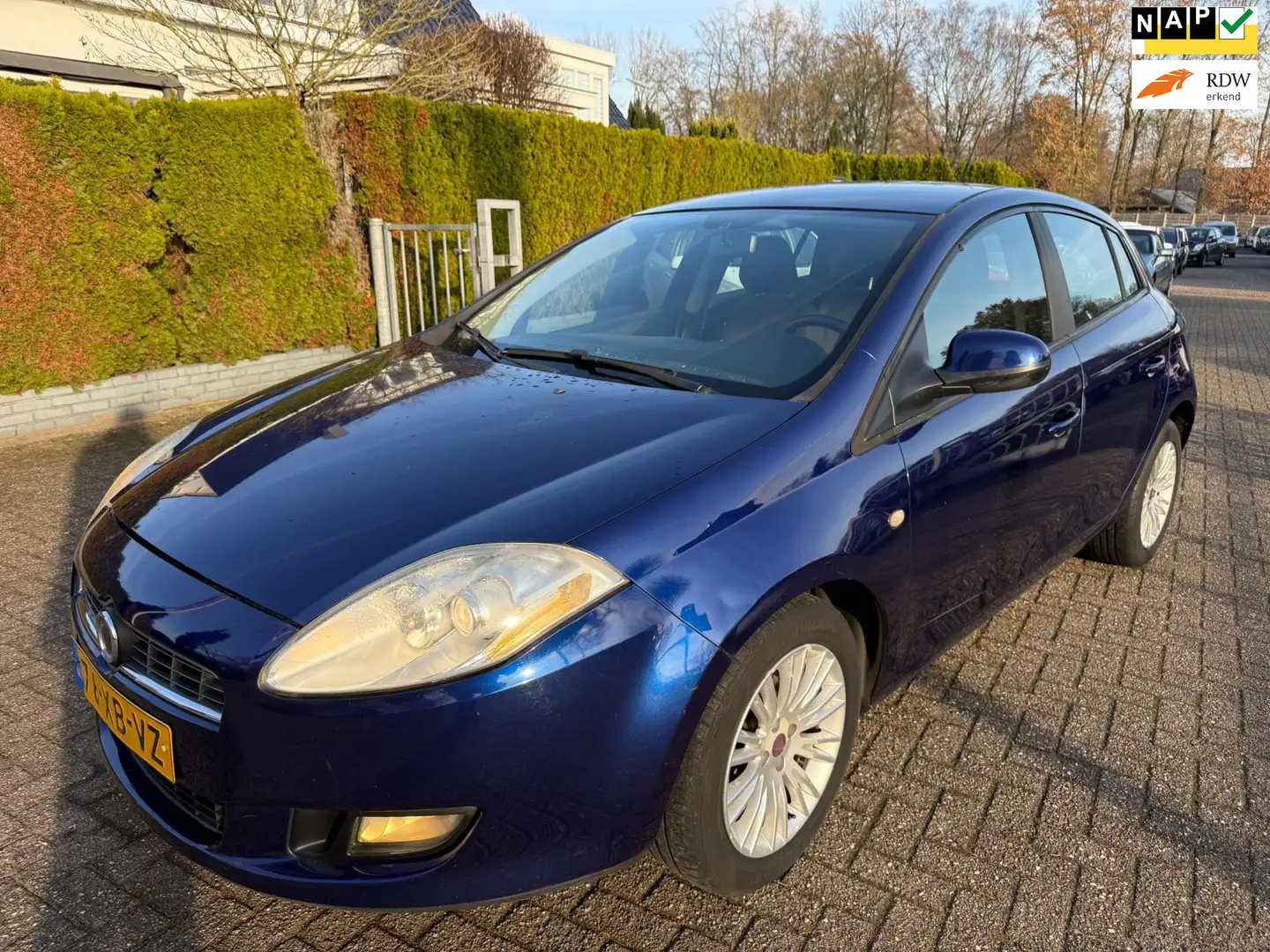 Fiat Bravo 1.4 5-DRS Dynamic AIRCO NAVI LMV NAP Blauw - 1