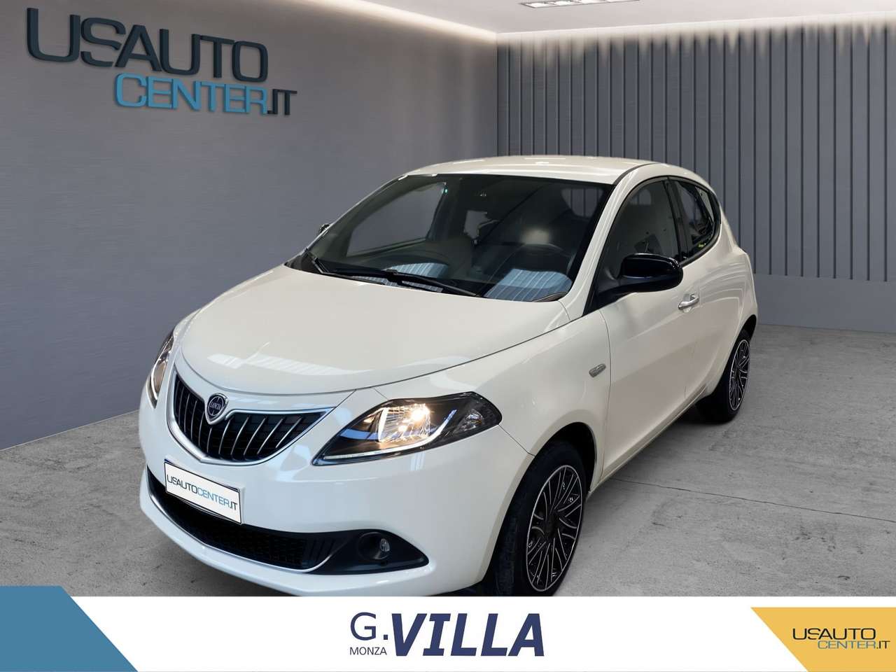 Lancia Ypsilon 1.0 Firefly 70 cv Start&Stop Hybrid Gold