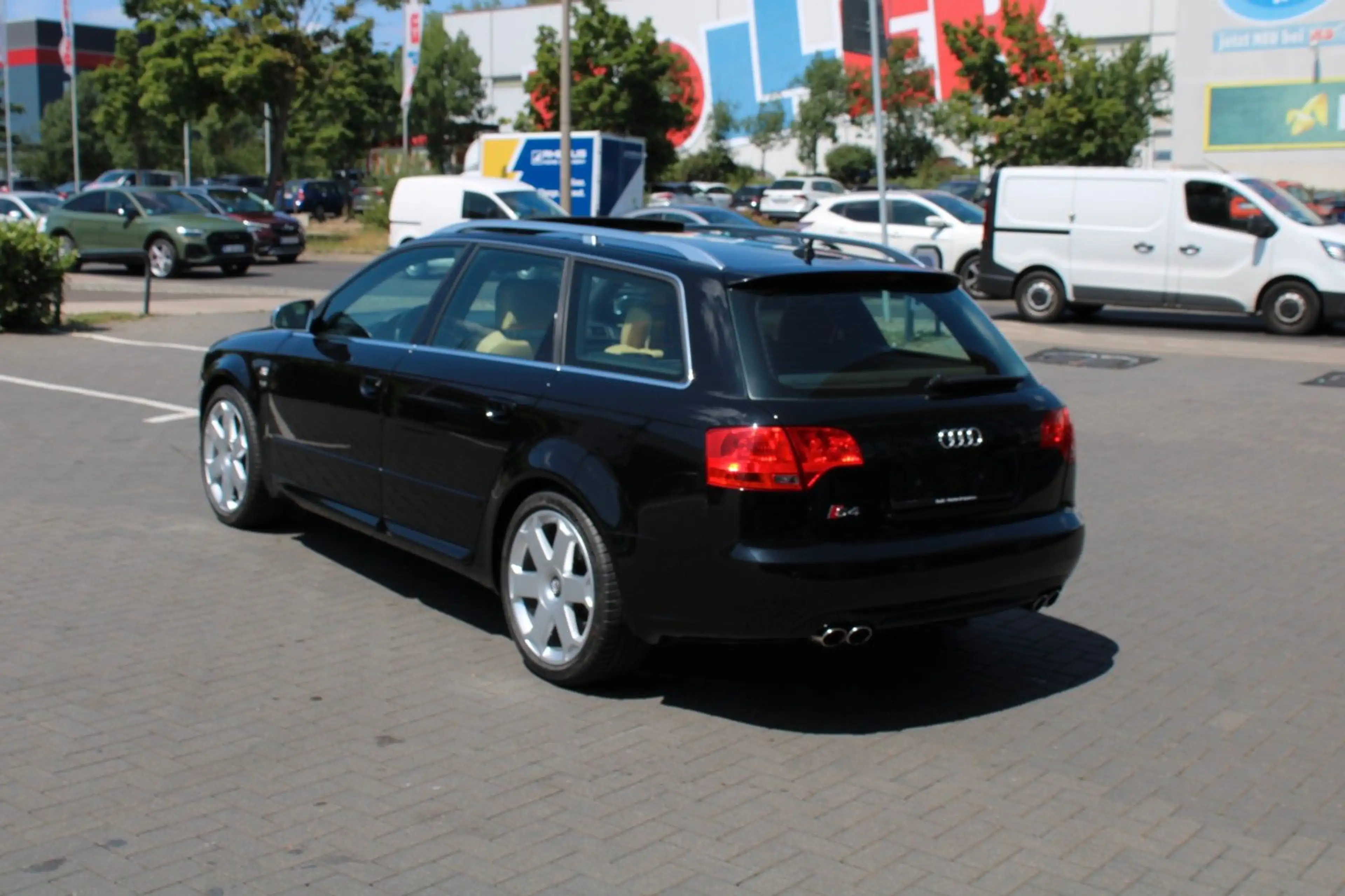 Audi S4 Avant 4.2 quattro Exclusive Recaro SD 70tkm — photo 3