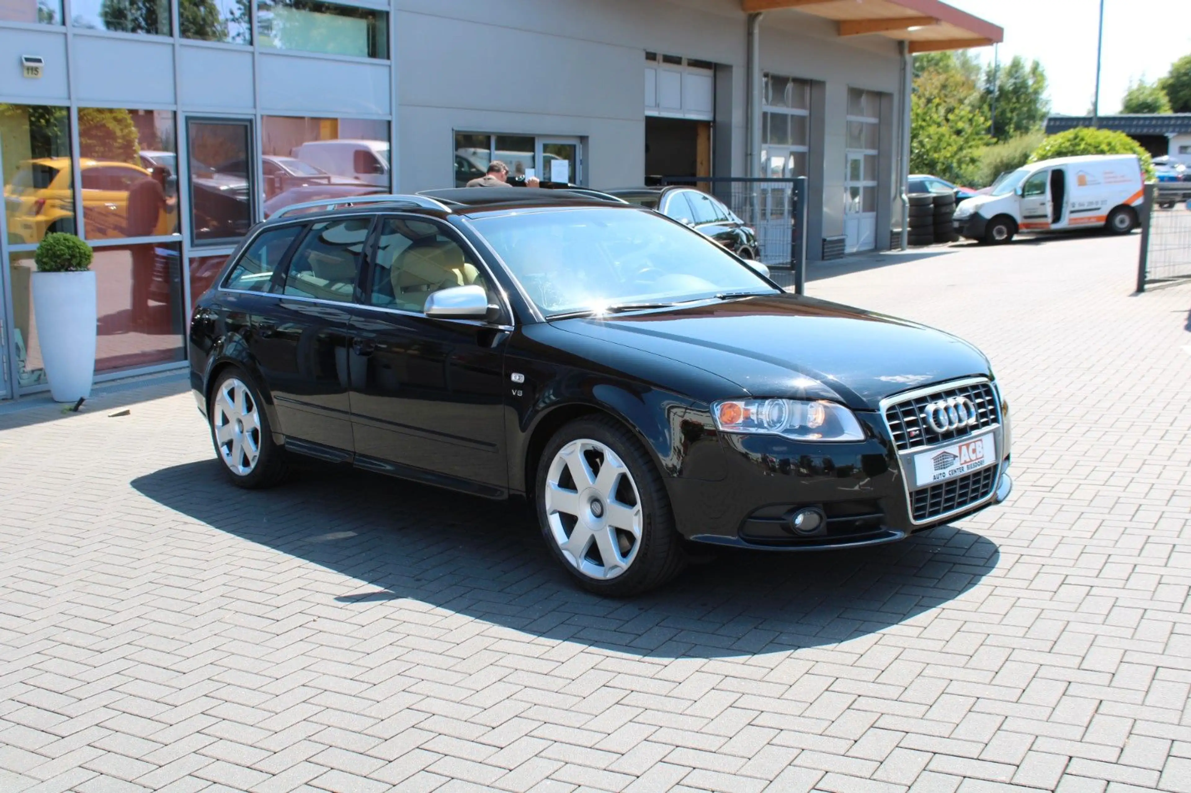 Audi S4 Avant 4.2 quattro Exclusive Recaro SD 70tkm — photo 6