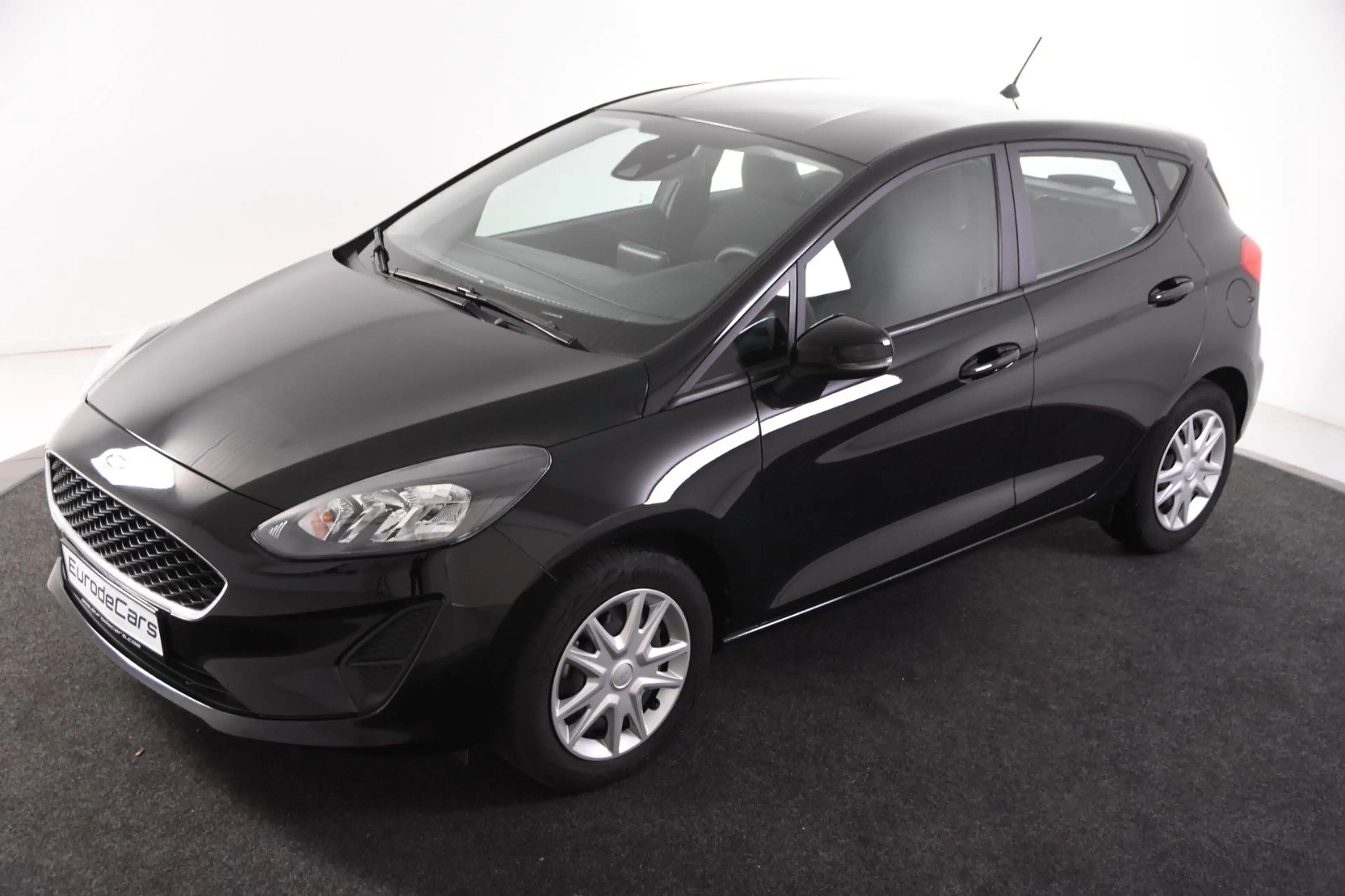 Ford Fiesta 1.0 Connected *1.Hand*Klima*DAB* — photo 4