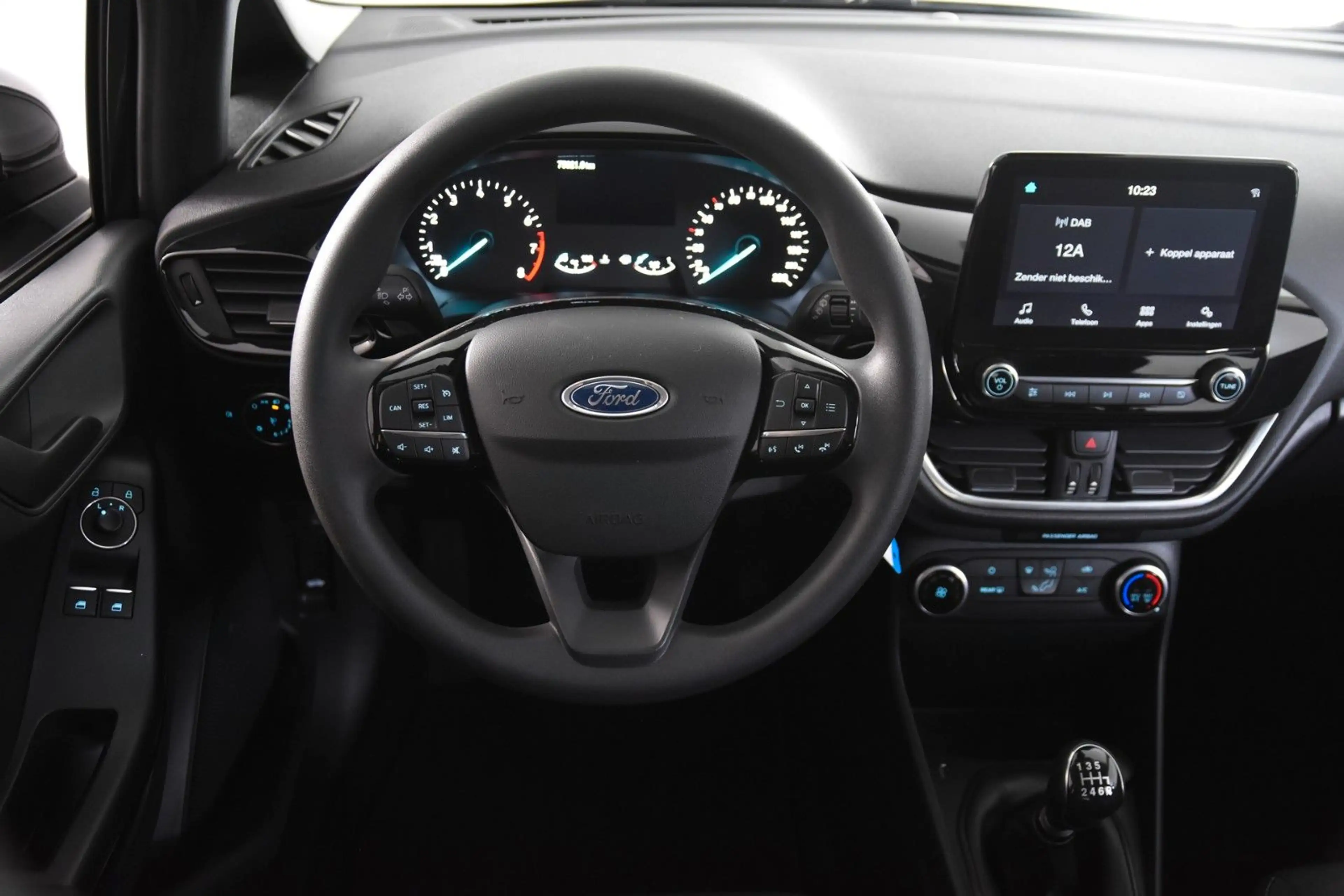 Ford Fiesta 1.0 Connected *1.Hand*Klima*DAB* — photo 11