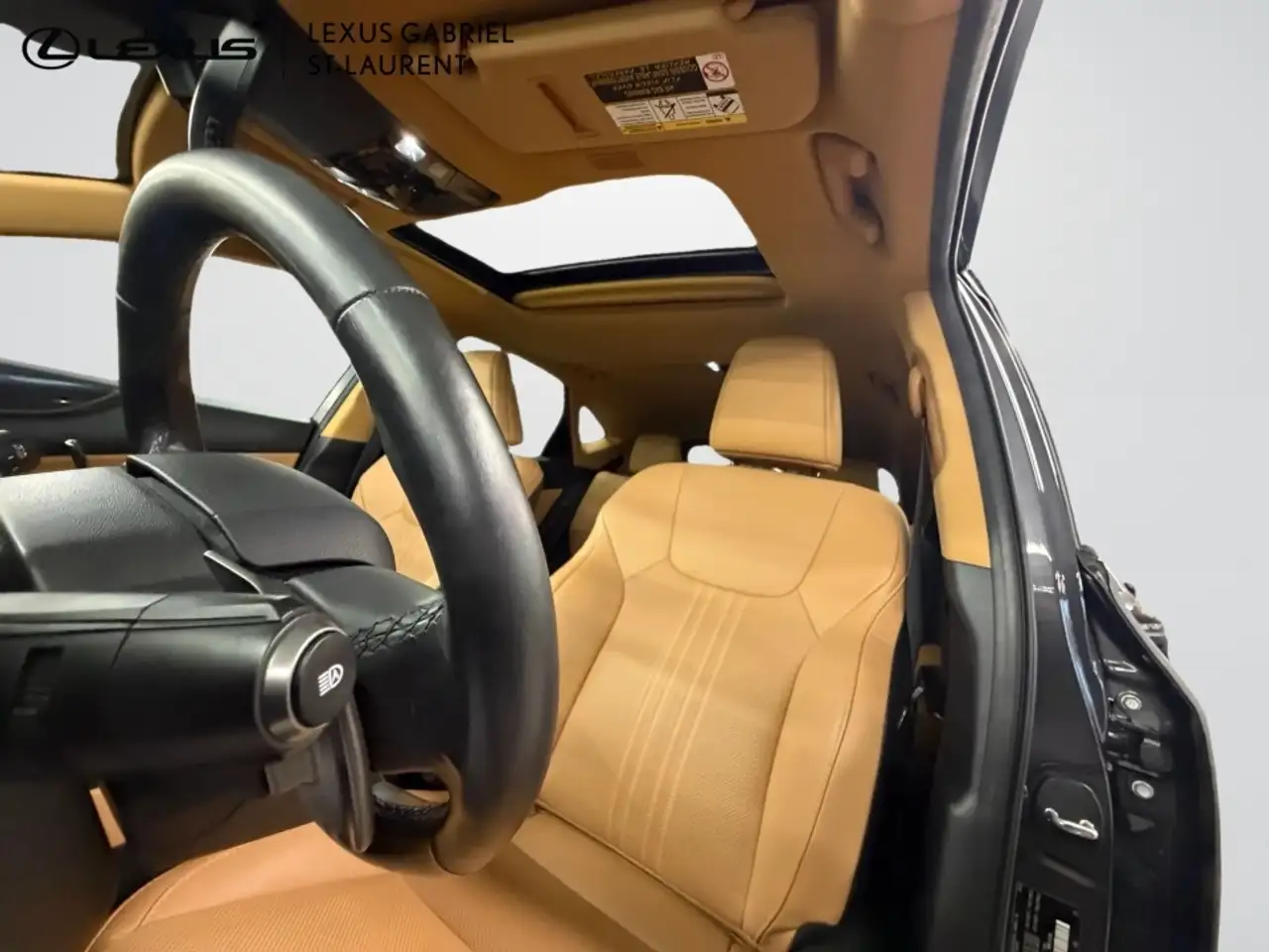 Lexus NX снимка Lexus NX