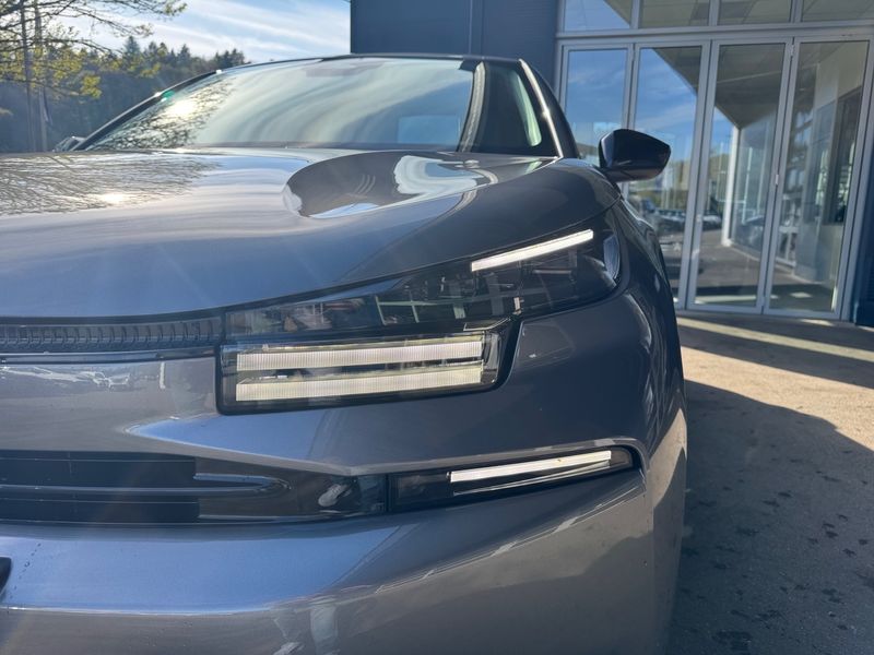 Citroen C4 Hybrid 145 ë-DCS6 Max Navi Kamera Sitzheizung — photo 3