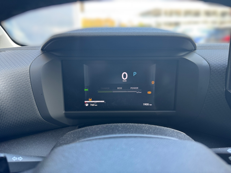 Citroen C4 Hybrid 145 ë-DCS6 Max Navi Kamera Sitzheizung — photo 5