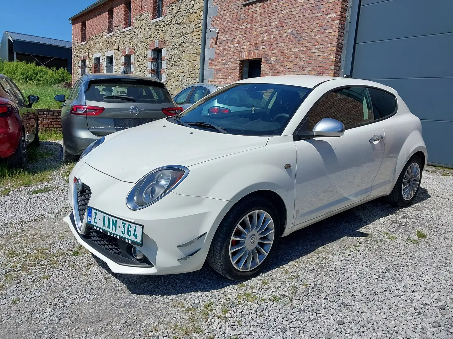 Alfa Romeo MiTo 1.4i Super//GPS, PDC, CLIM... Blanc - 1