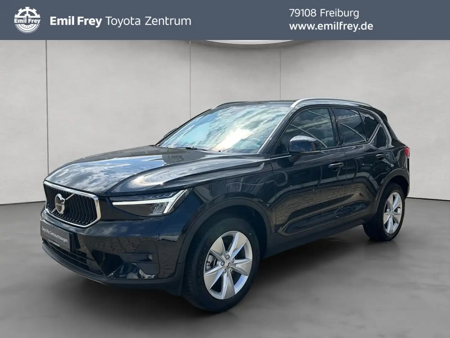 Volvo XC40 XC40 B3 B DKG Core Schwarz - 1