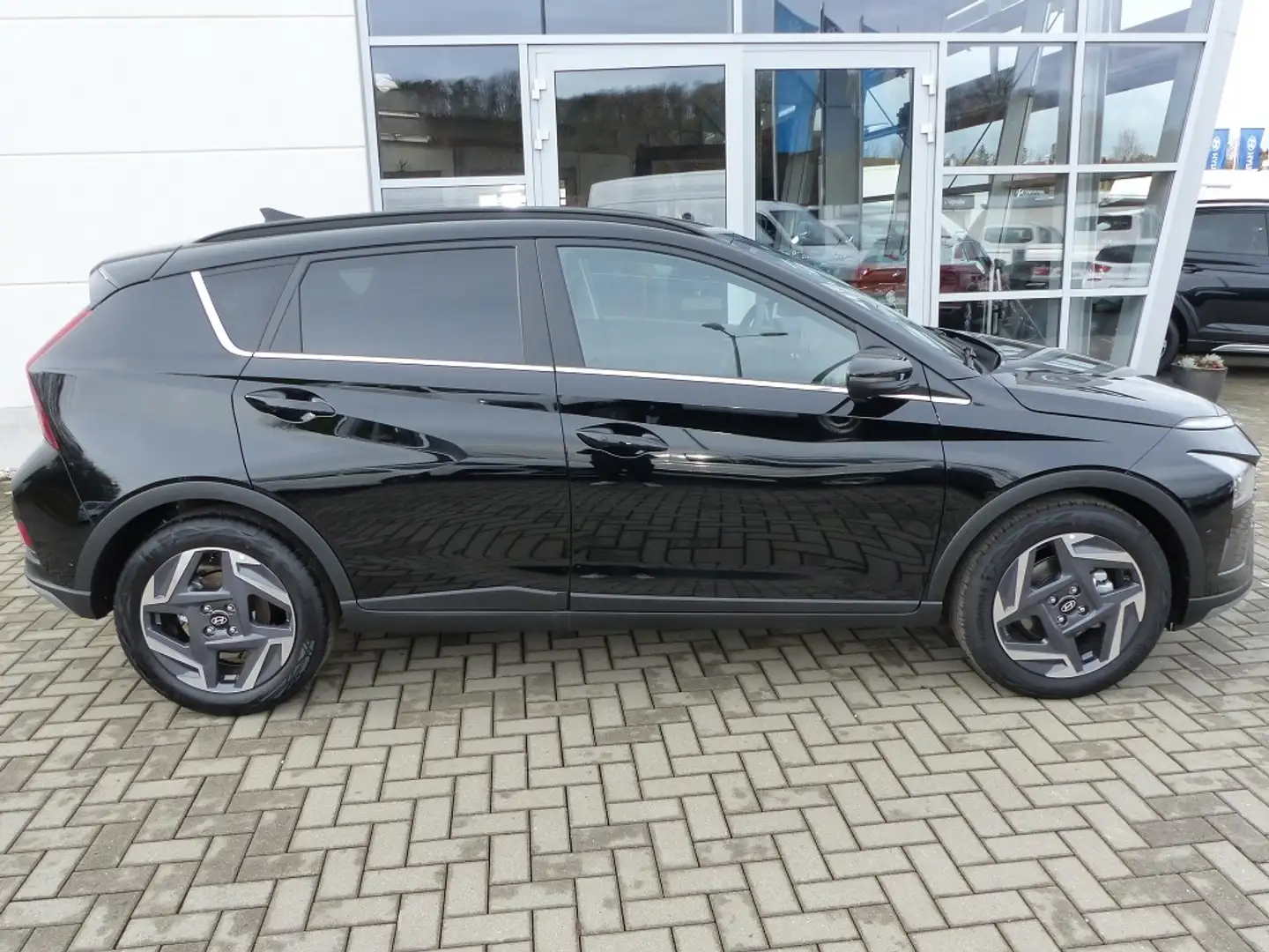 Hyundai BAYON FL 1.0 TGDI 7-DCT 2WD Prime Assistenzpaket Nero - 2