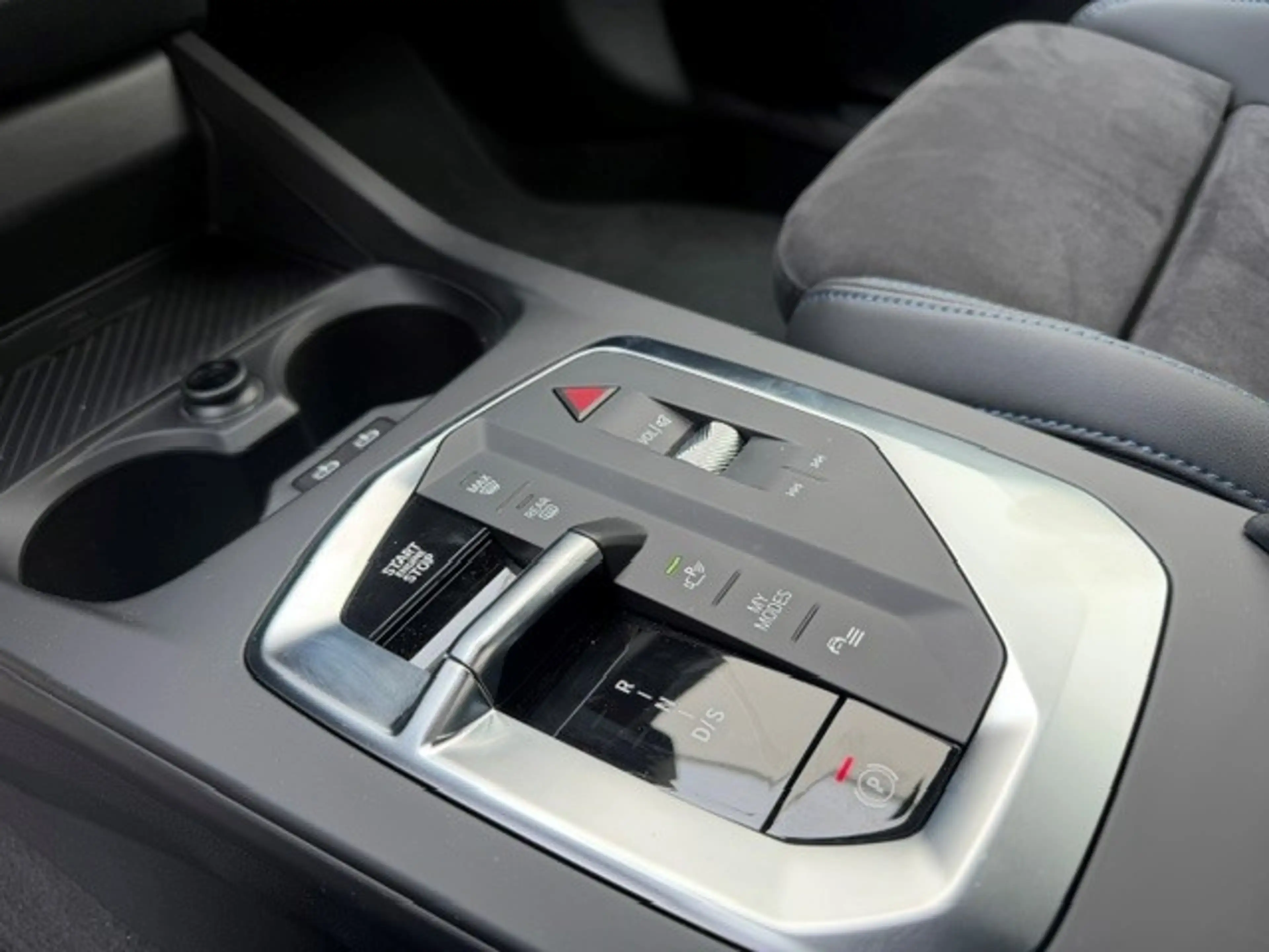 BMW 235 xDrive Gran Coupe HUD AD Navi Digitales Cockpit So — photo 9