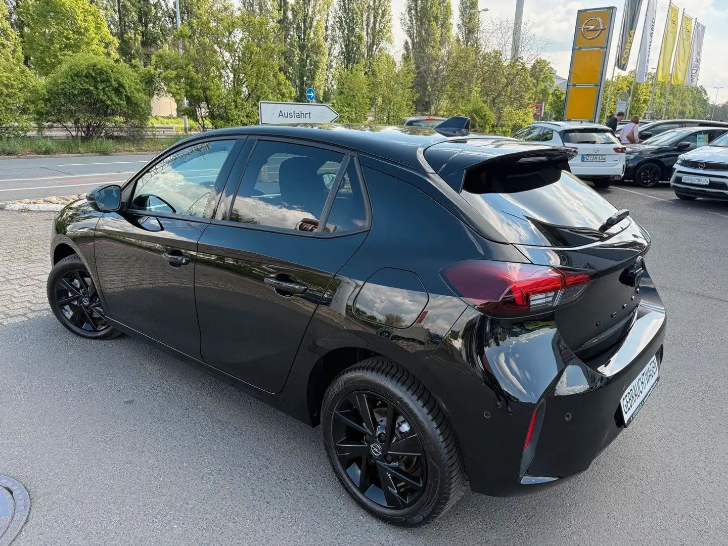 Opel Corsa F GS 1.2 (100PS) Navi, RFK, SHZ Negro - 2