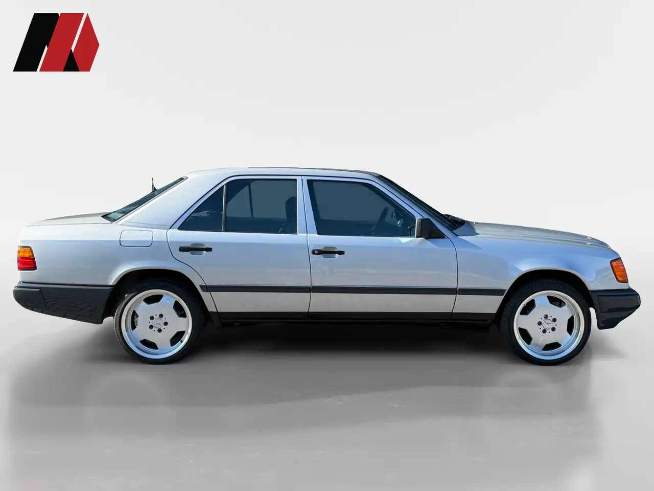 Mercedes-Benz 500 200-500 (W124) 230 E | Automaat | Oldtimer, foto 9