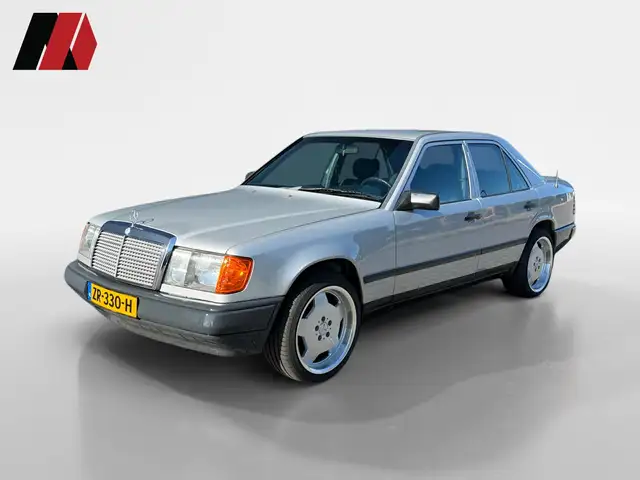 Mercedes-Benz 500 200-500 (W124) 230 E | Automaat | Oldtimer