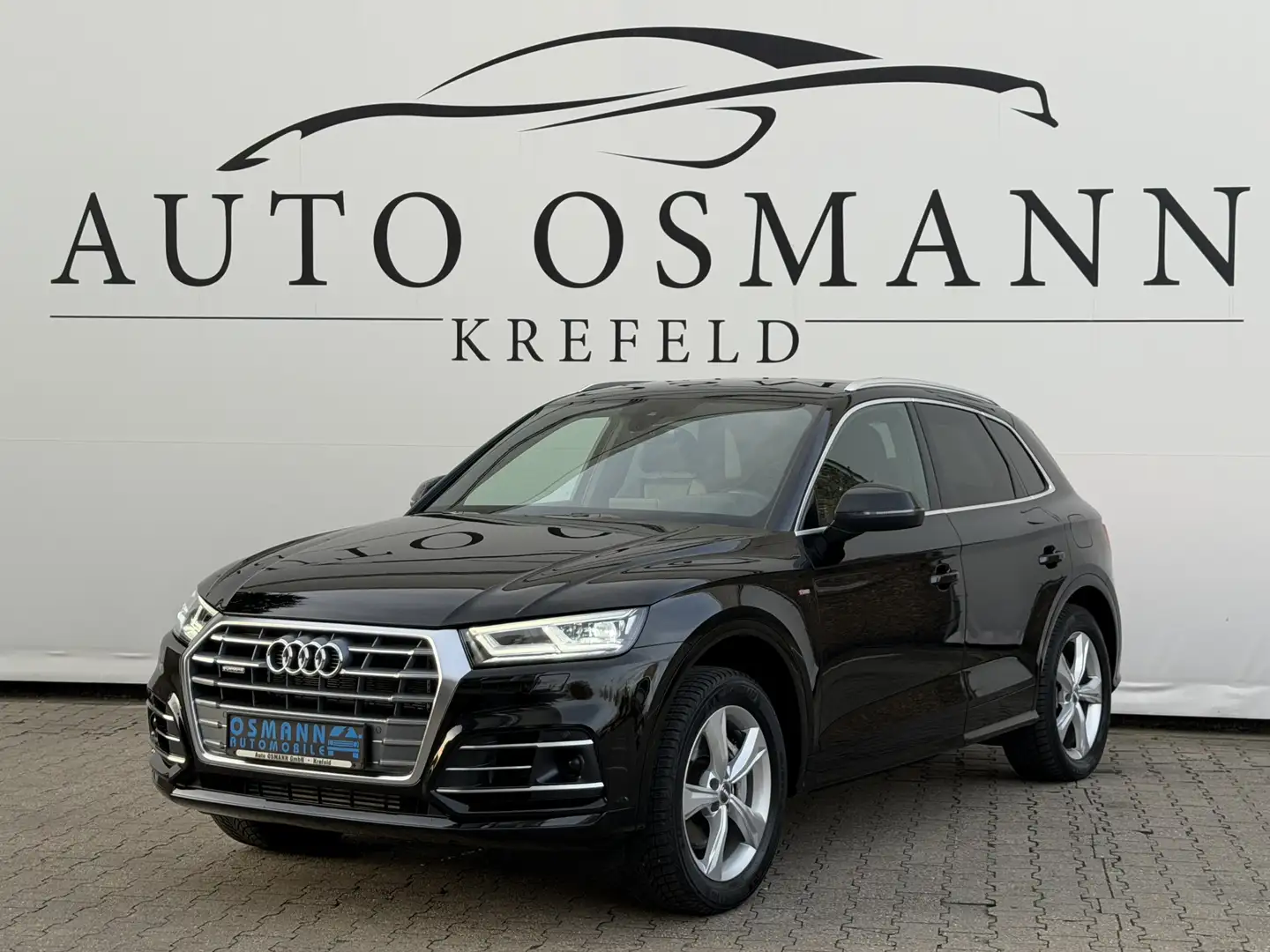 Audi Q5 50 TFSI e S tronic sport S-line UPE:70.339,€ Schwarz - 1