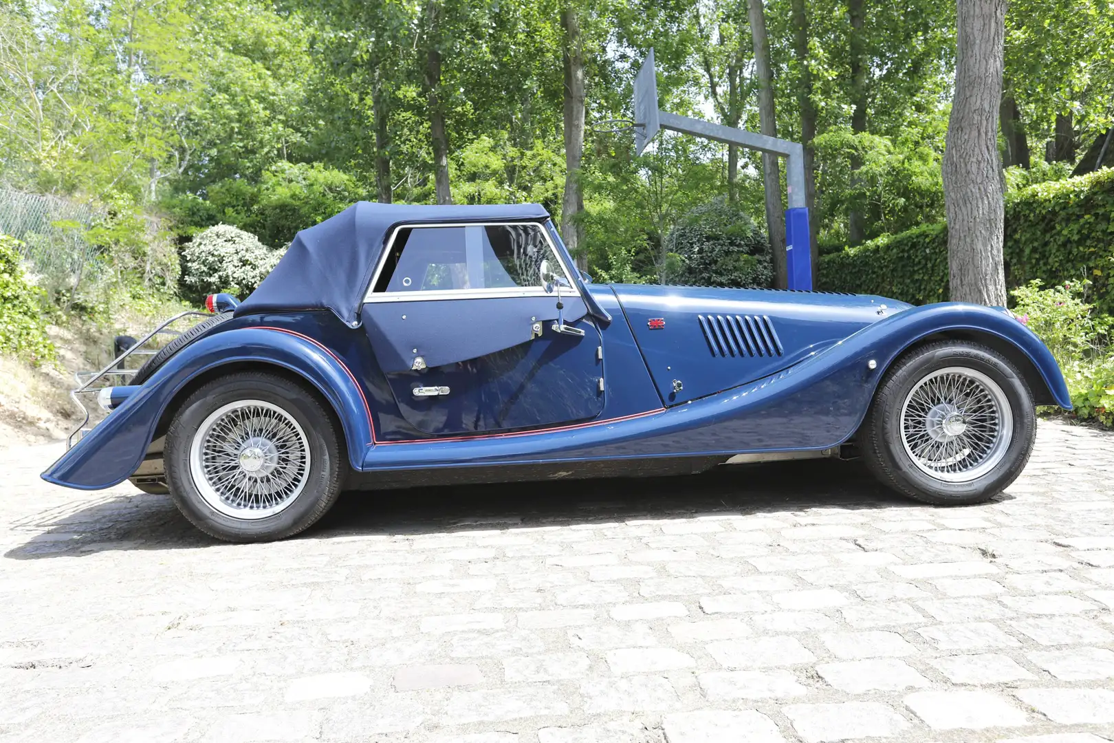 Morgan Plus 4 PlusFour 2.0l Blau - 1