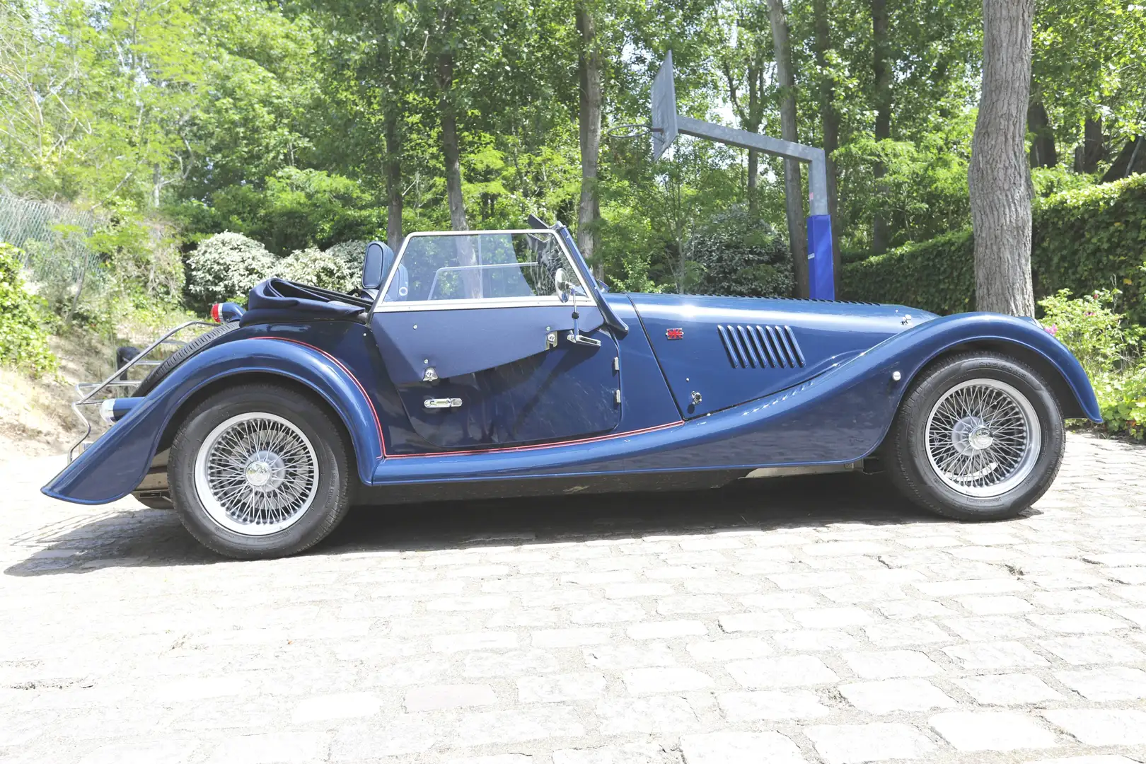 Morgan Plus 4 PlusFour 2.0l Blau - 2