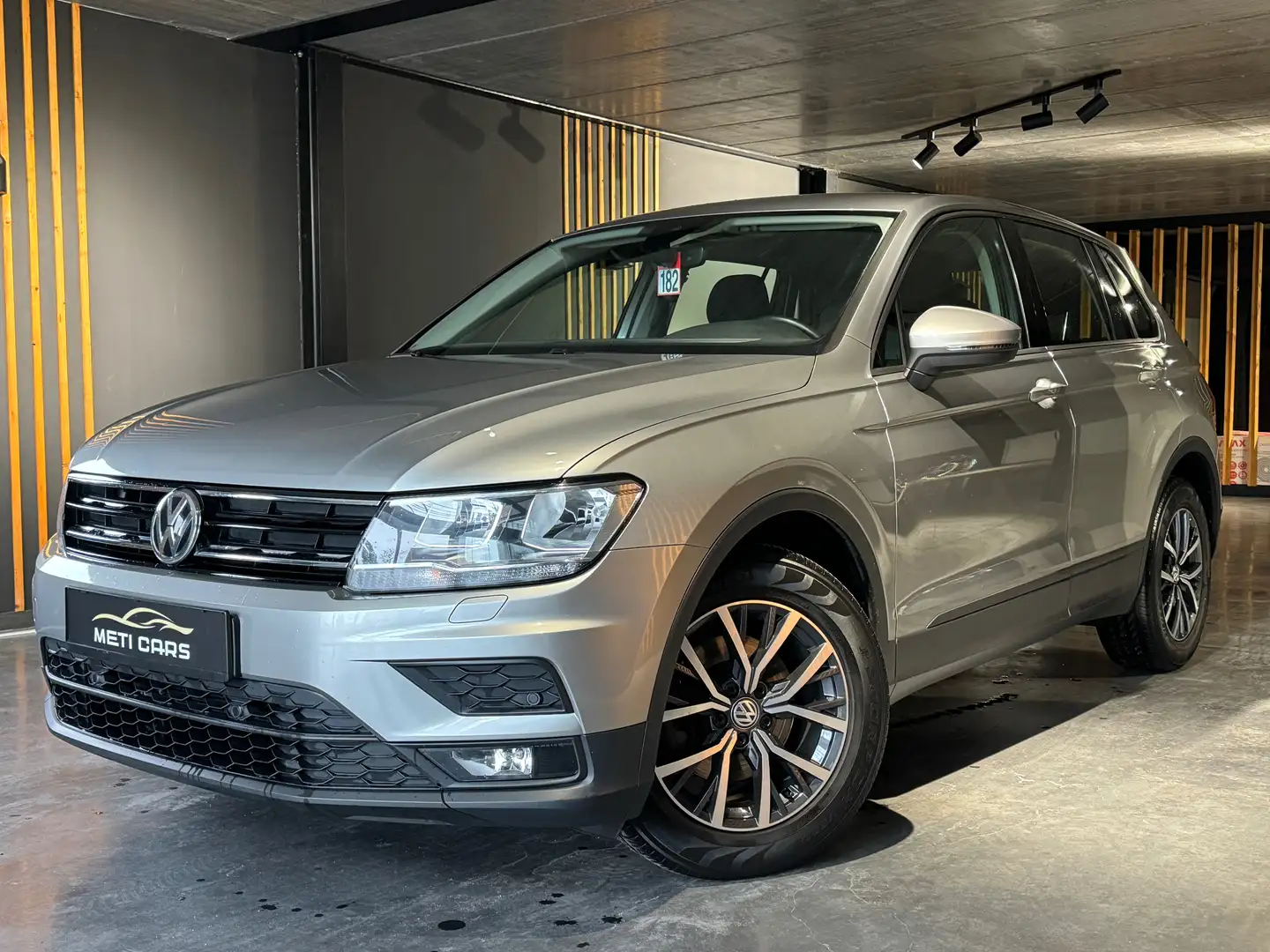 Volkswagen Tiguan 1.5 TSI DSG | Eerste Eigenaar | Stoelverwarming | Gris - 1