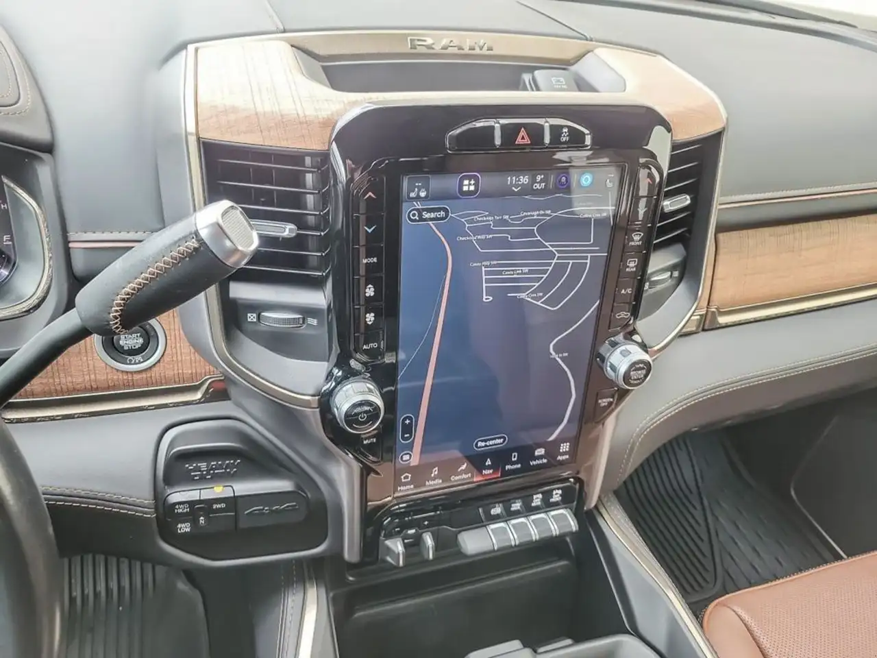 RAM 2500 снимка RAM 2500