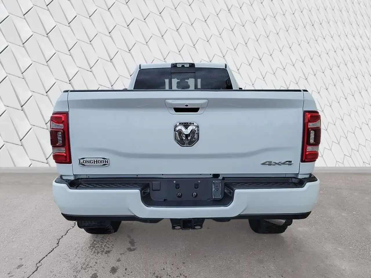 RAM 2500 снимка RAM 2500