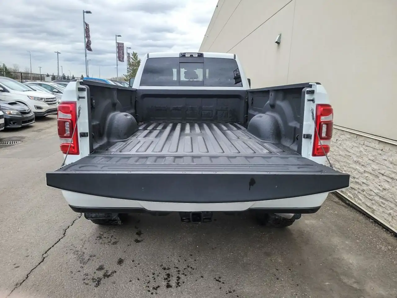 RAM 2500 снимка RAM 2500