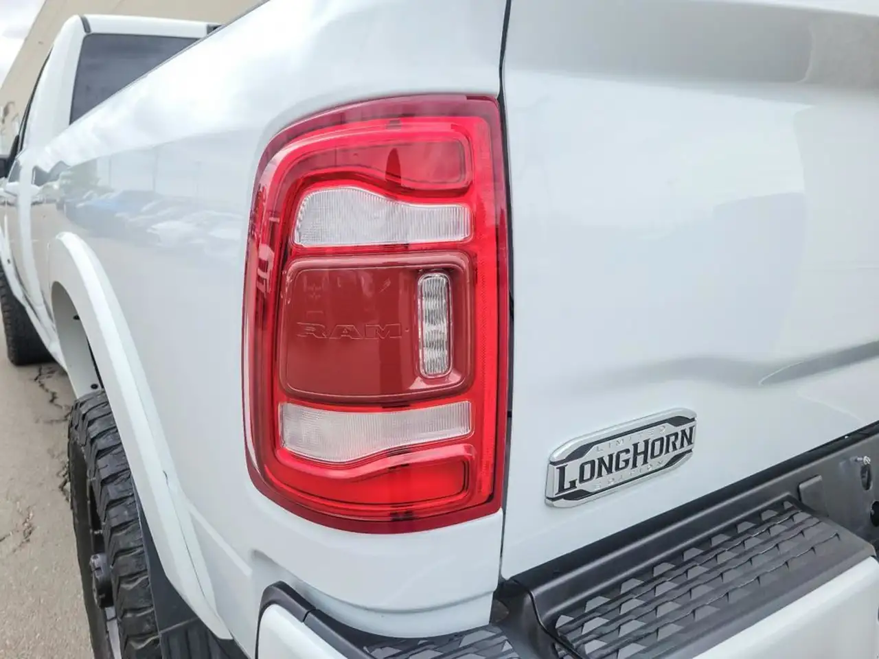 RAM 2500 снимка RAM 2500
